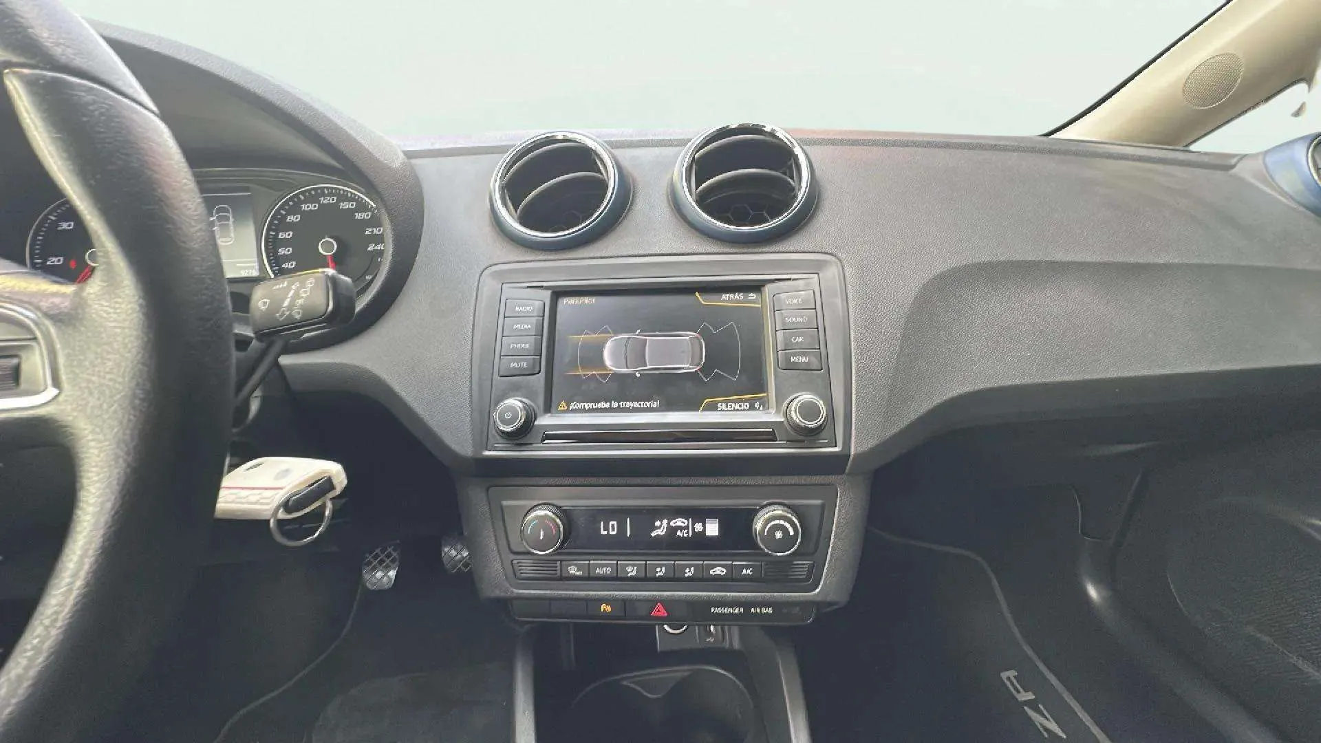 SEAT Ibiza 90 - foto 12