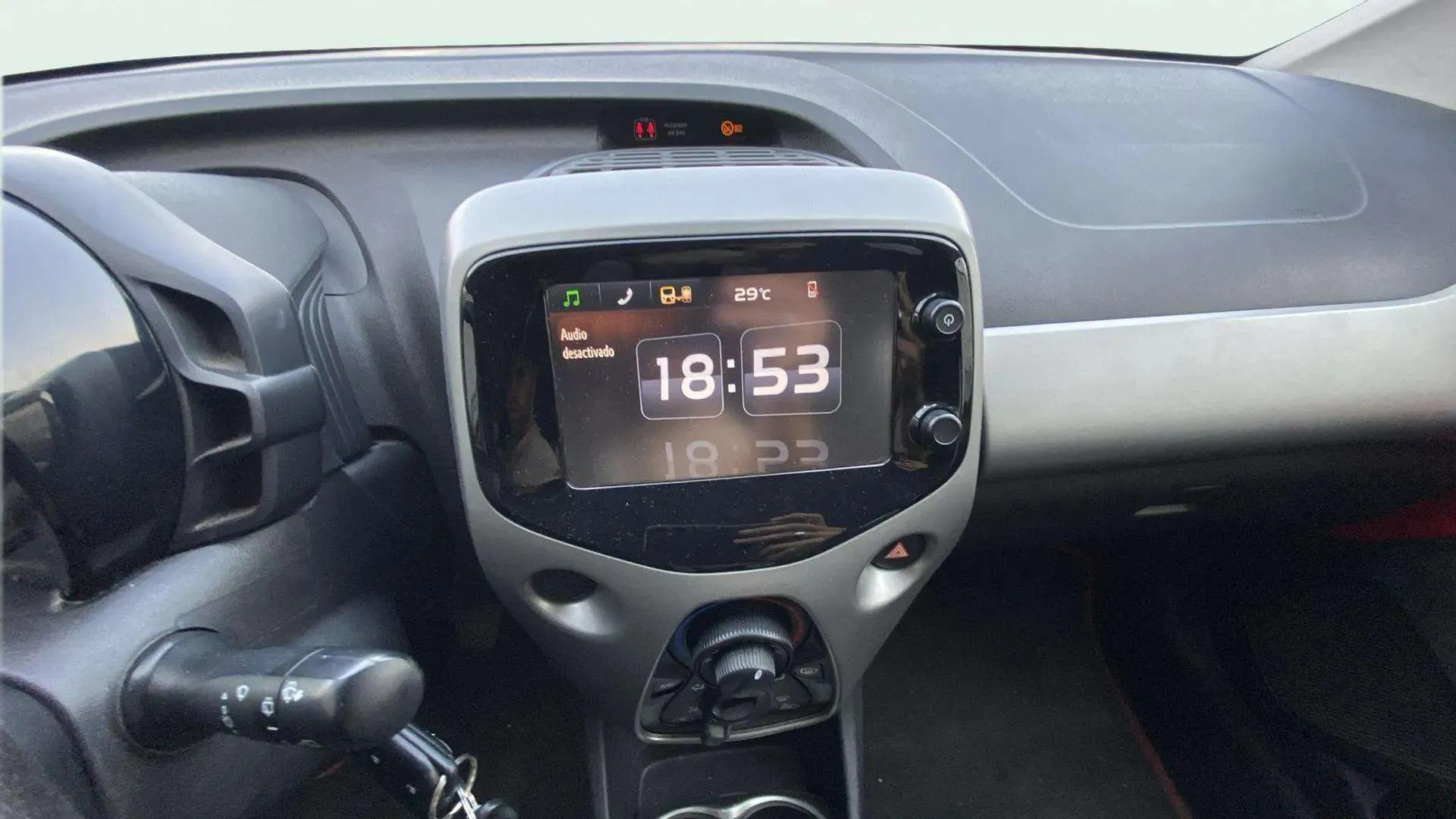 Toyota Aygo 1.0 70 x-play - foto 11