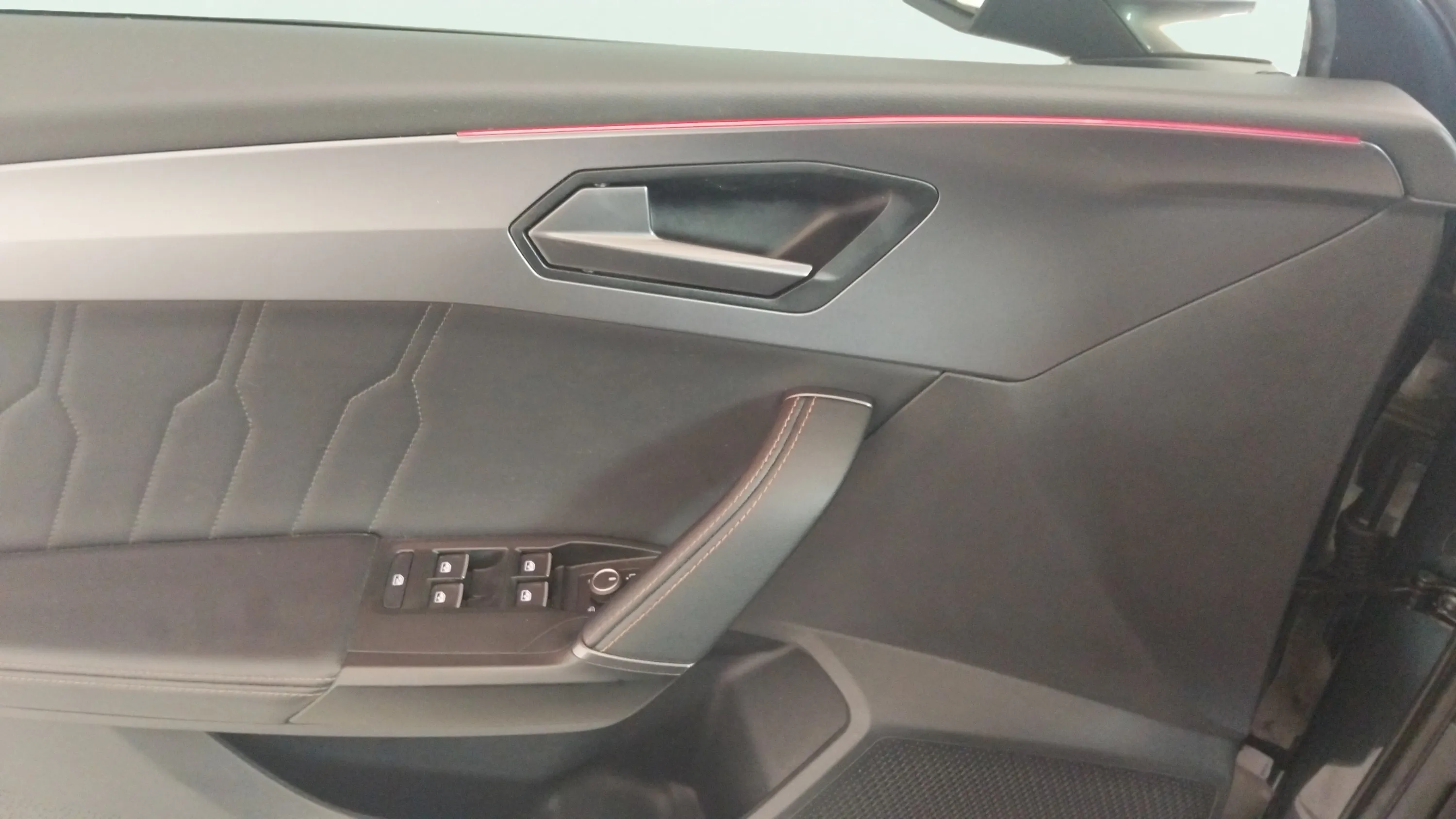 Cupra León 1.5 eTSI DSG - foto 24