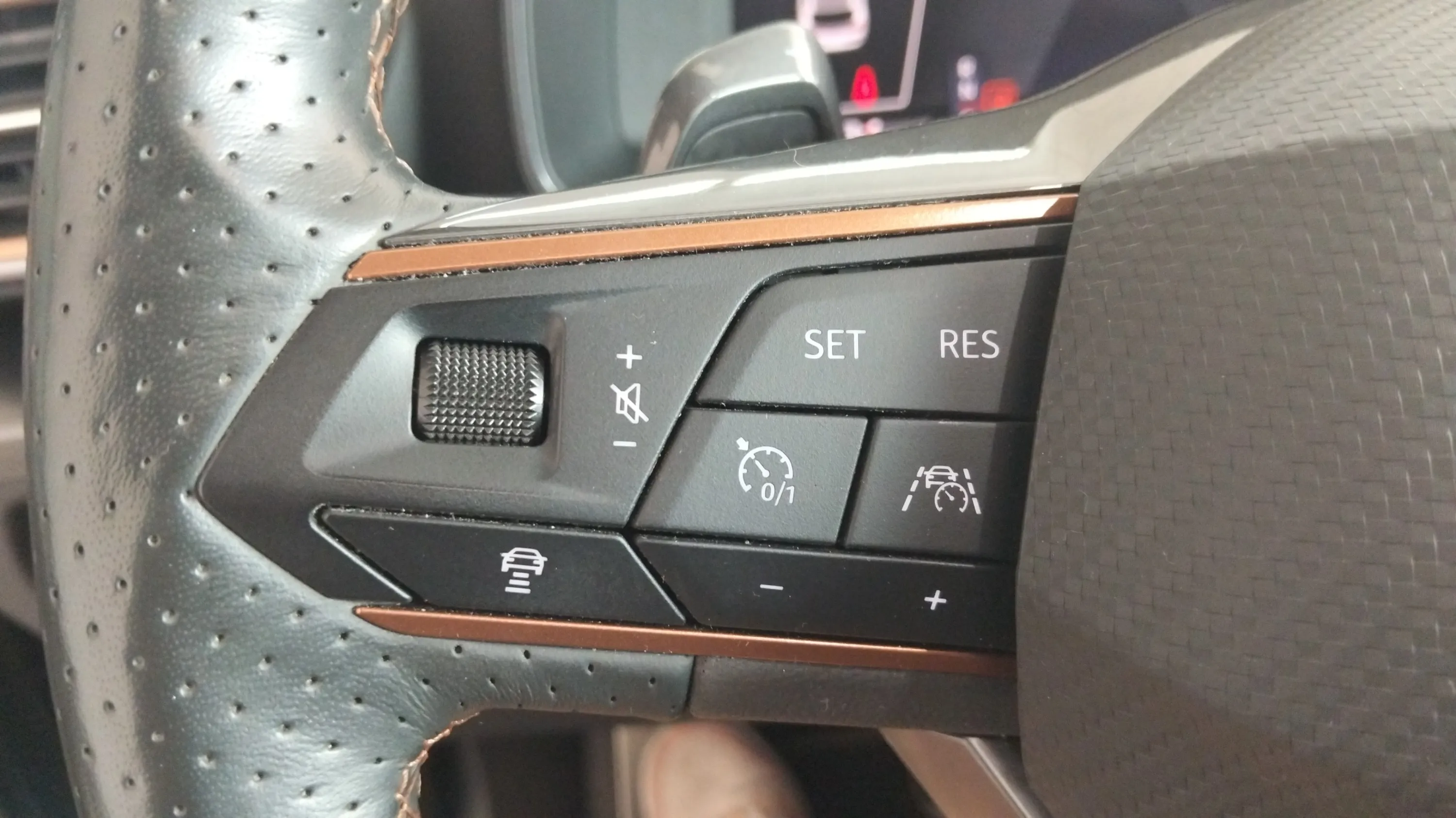 Cupra León 1.5 eTSI DSG - foto 22