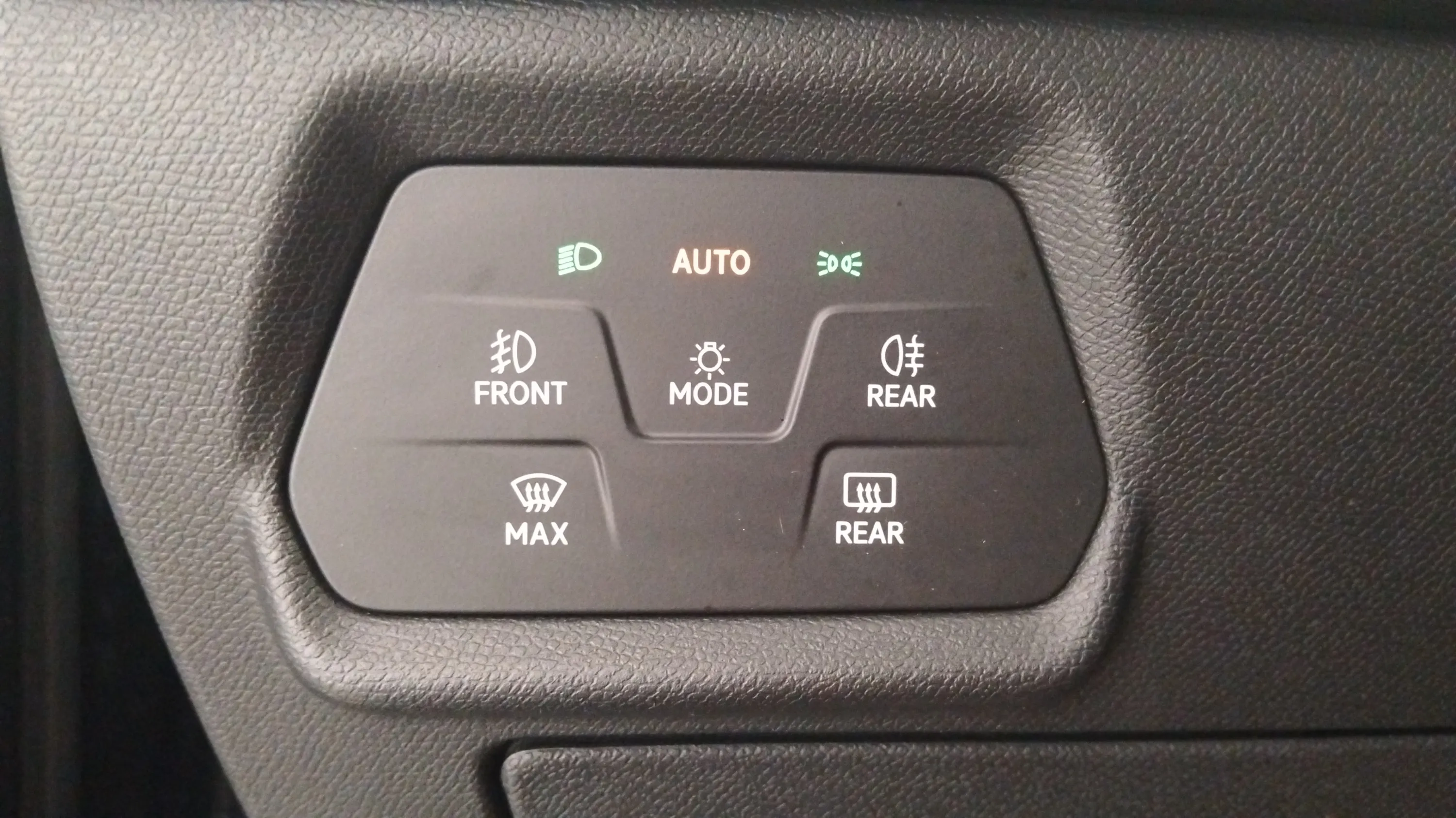 Cupra León 1.5 eTSI DSG - foto 23
