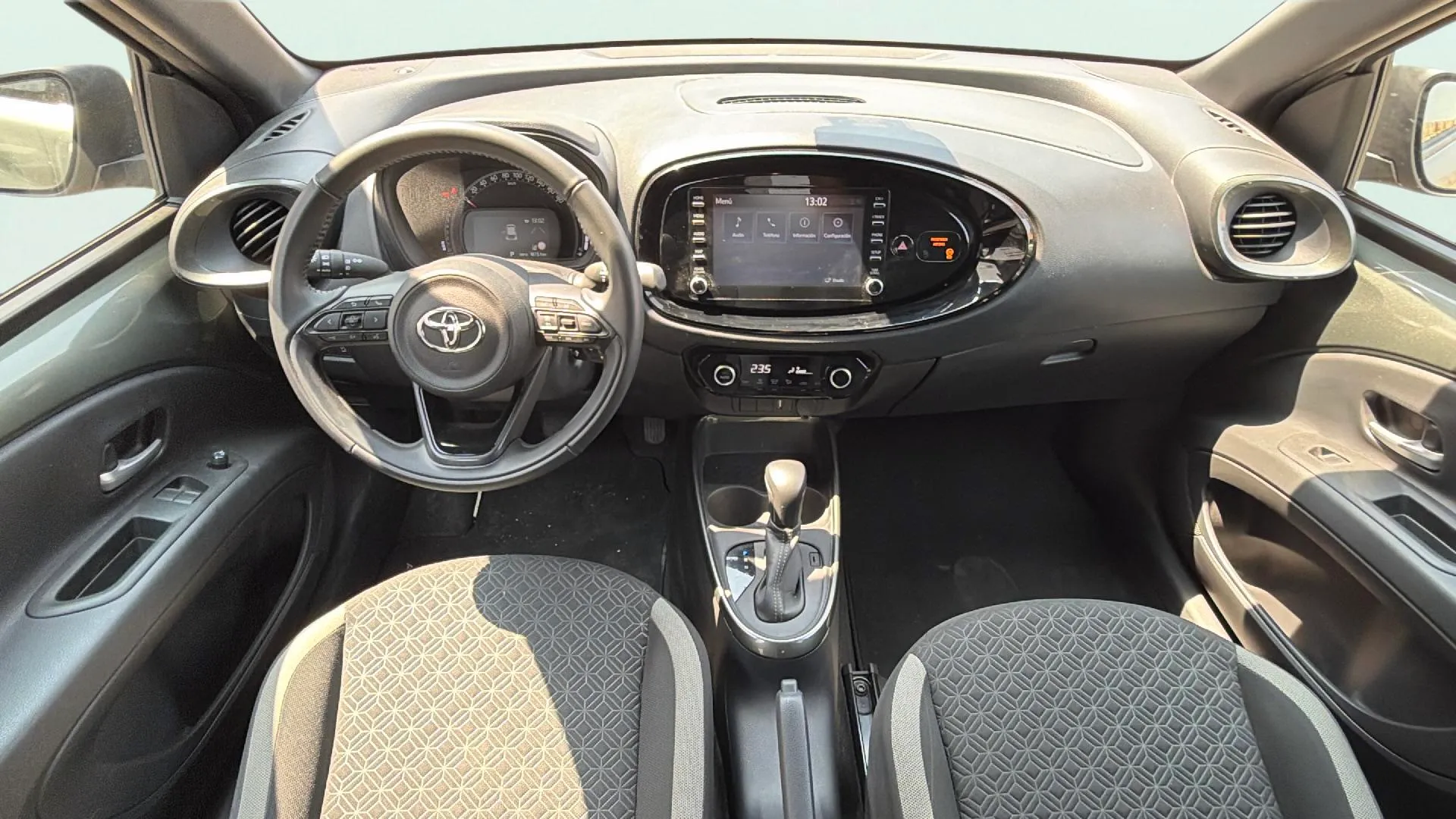 Toyota Aygo X 1.0 VVT-I Chic - foto 6