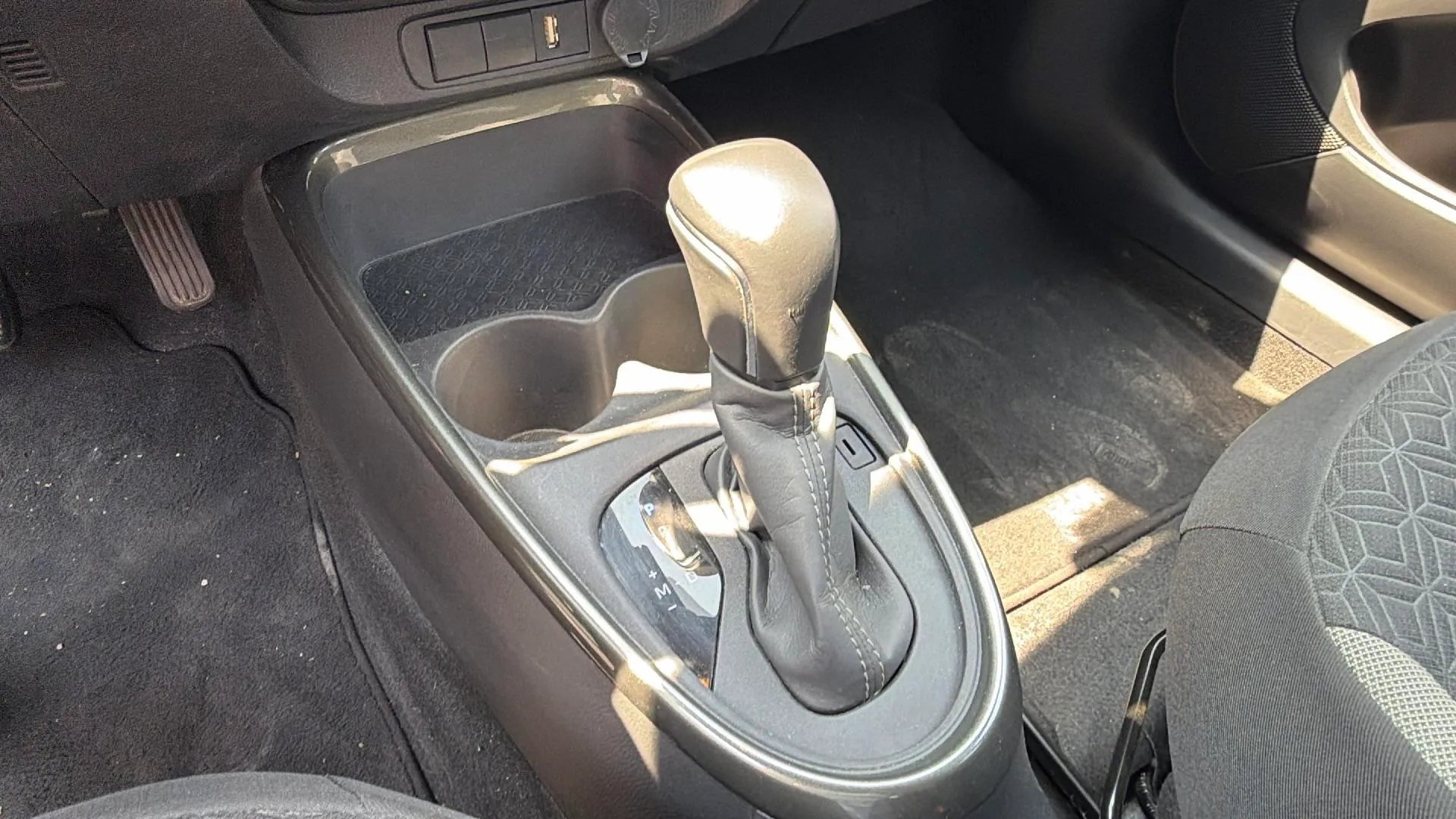 Toyota Aygo X 1.0 VVT-I Chic - foto 13
