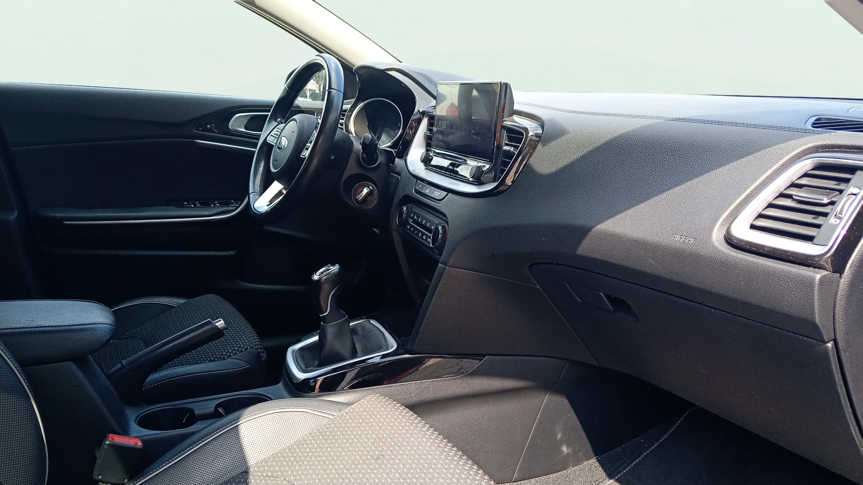 Kia Ceed 1.0 T-GDi Tech - foto 16