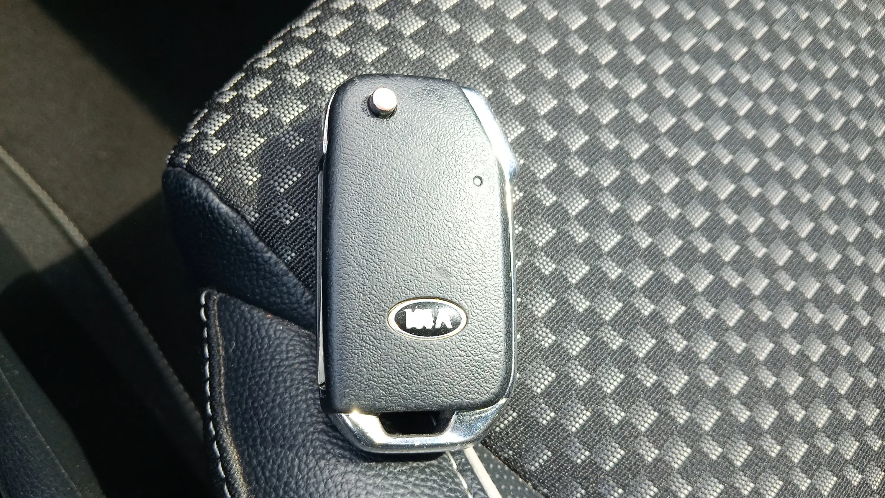 Kia Ceed 1.0 T-GDi Tech - foto 19