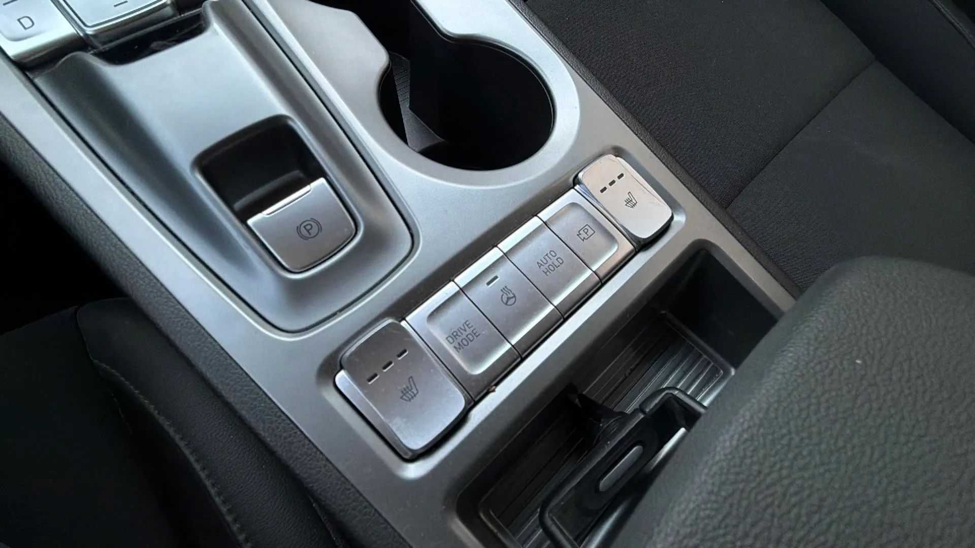 Hyundai Kona EV Maxx - foto 16