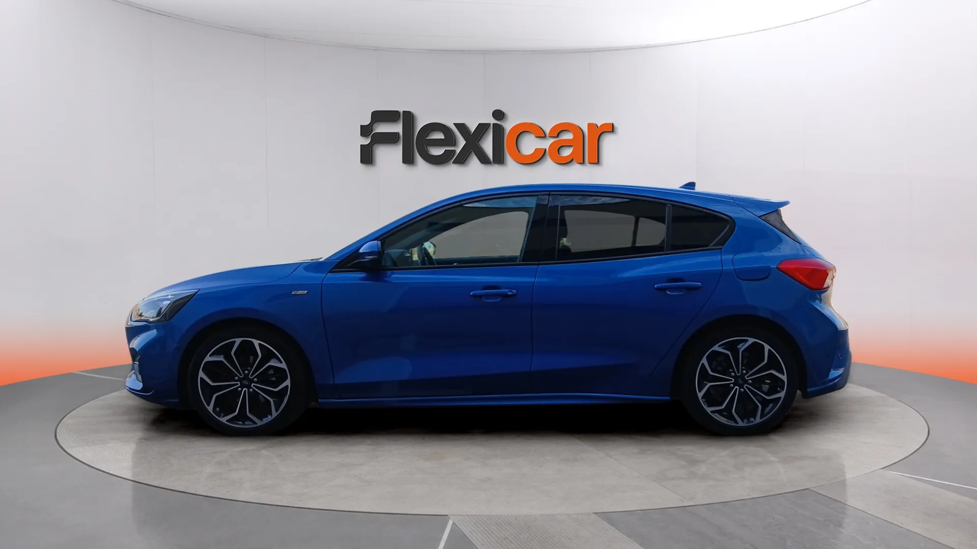 Ford Focus 1.0 EcoBoost ST-Line - foto 5