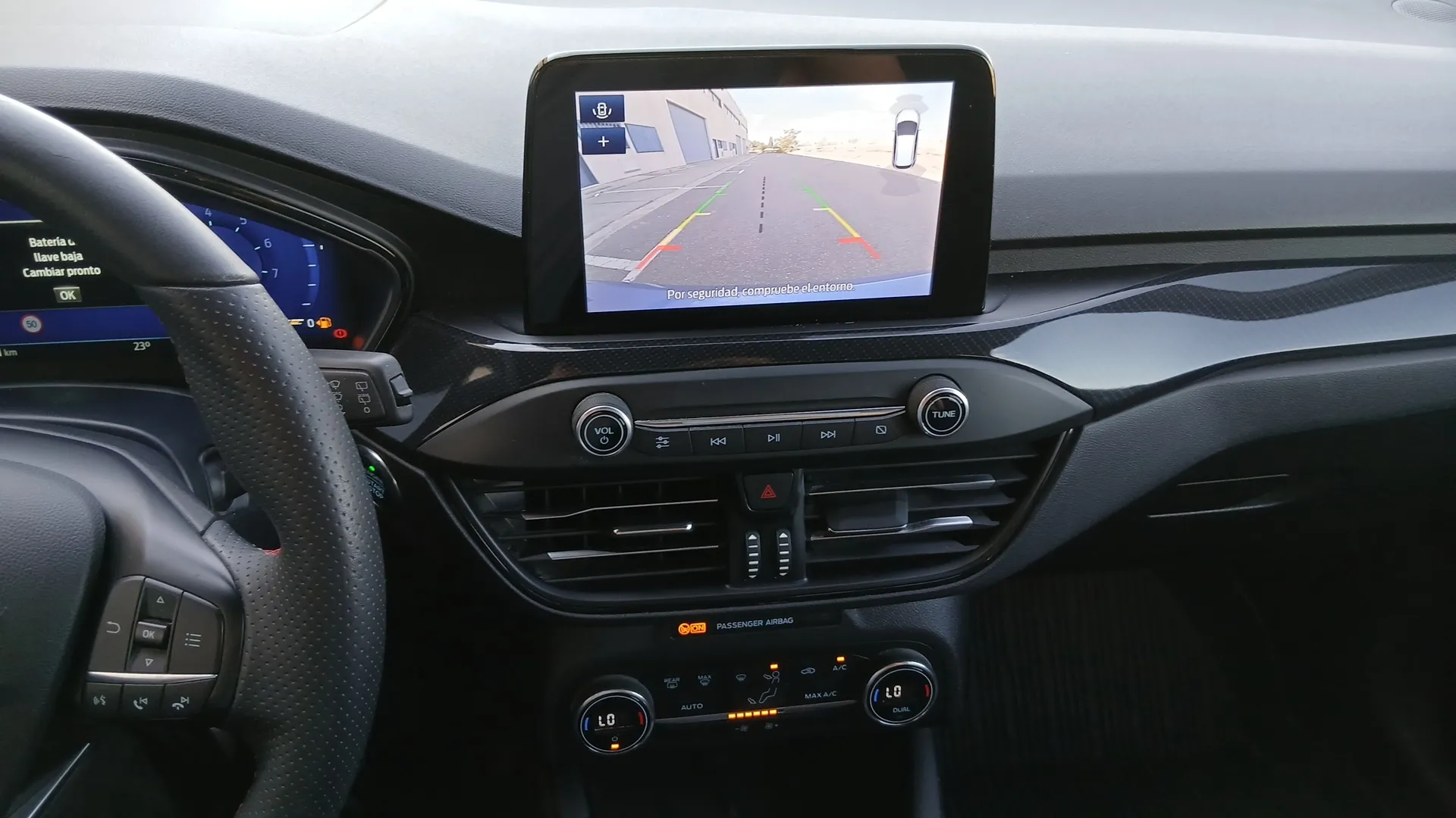 Ford Focus 1.0 EcoBoost ST-Line - foto 14