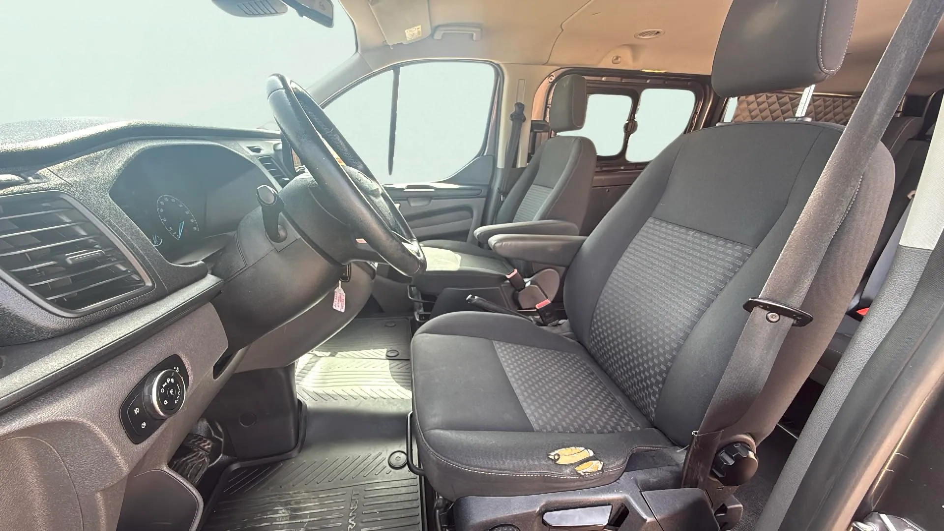Ford Transit Custom Kombi 2.0 TDCi 320 L1 Trend - foto 14