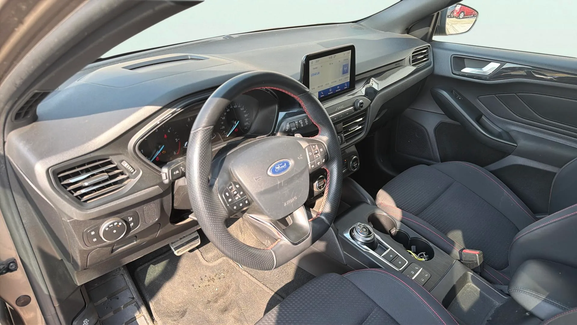 Ford Focus 1.5 EcoBlue ST-Line - foto 8
