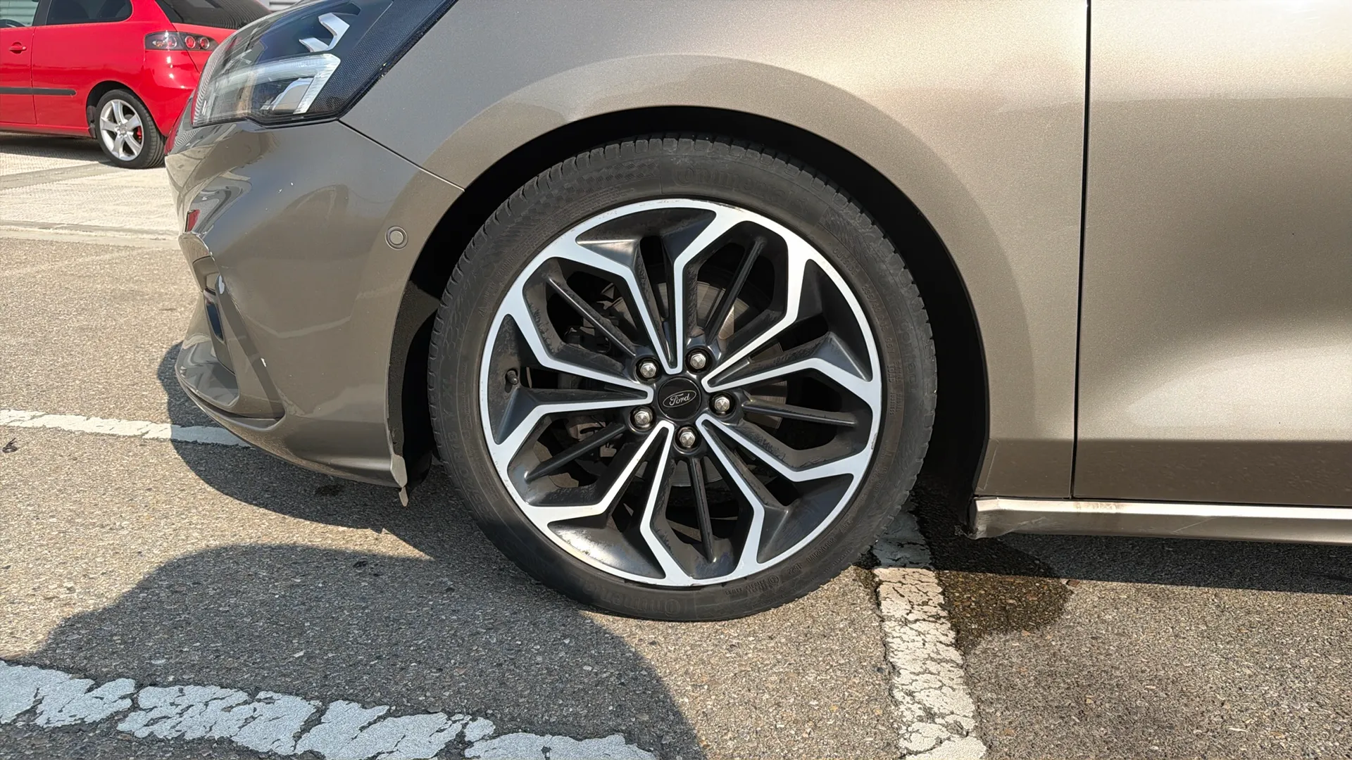 Ford Focus 1.5 EcoBlue ST-Line - foto 18