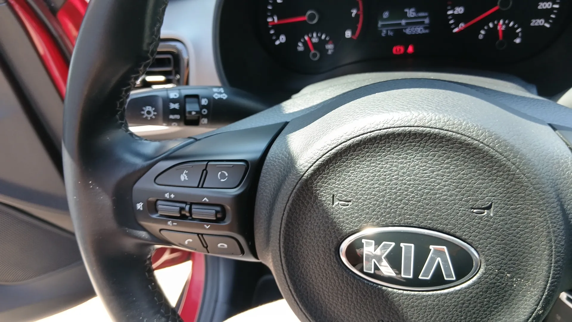Kia Stonic 1.0 T-GDi Business - foto 12