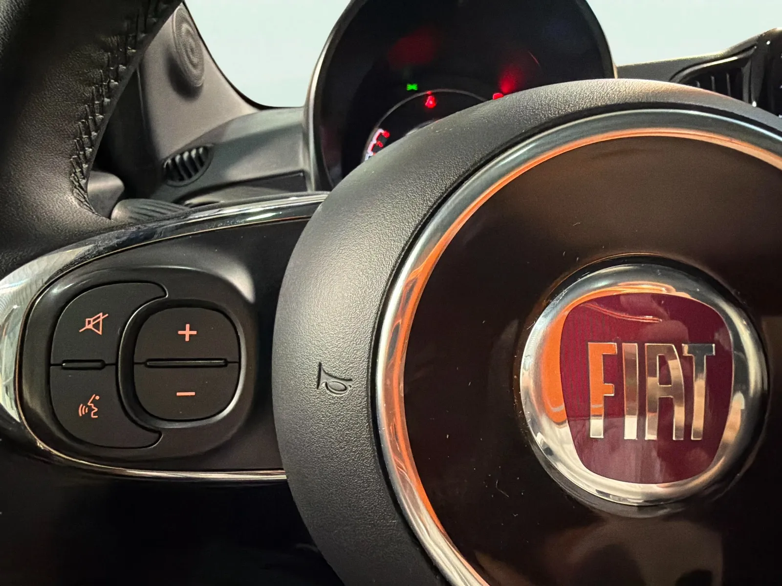 Fiat 500 Dolcevita 1.0 Hybrid - foto 8