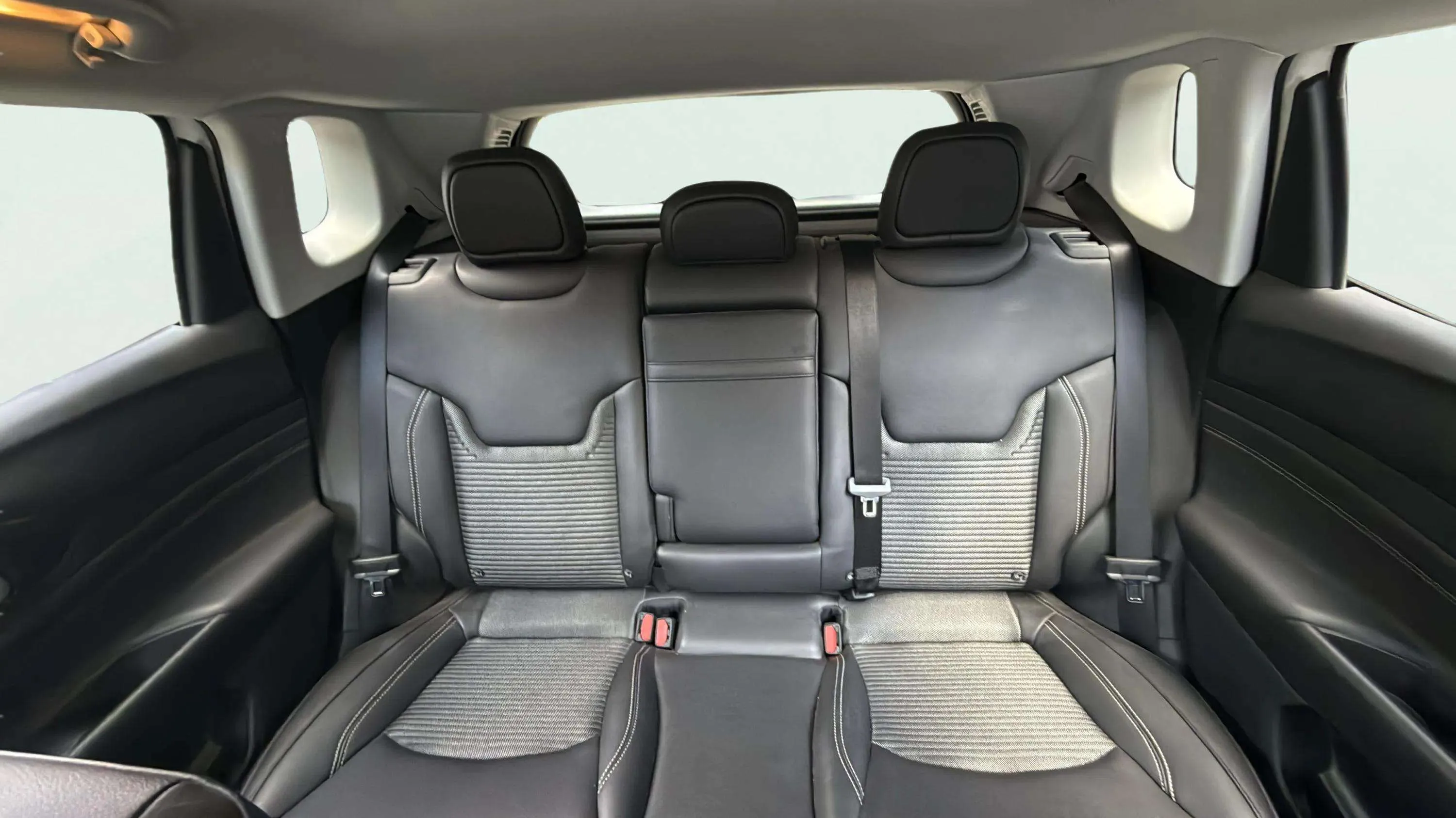 Jeep Compass 1.6 Mjet Limited FWD - foto 18