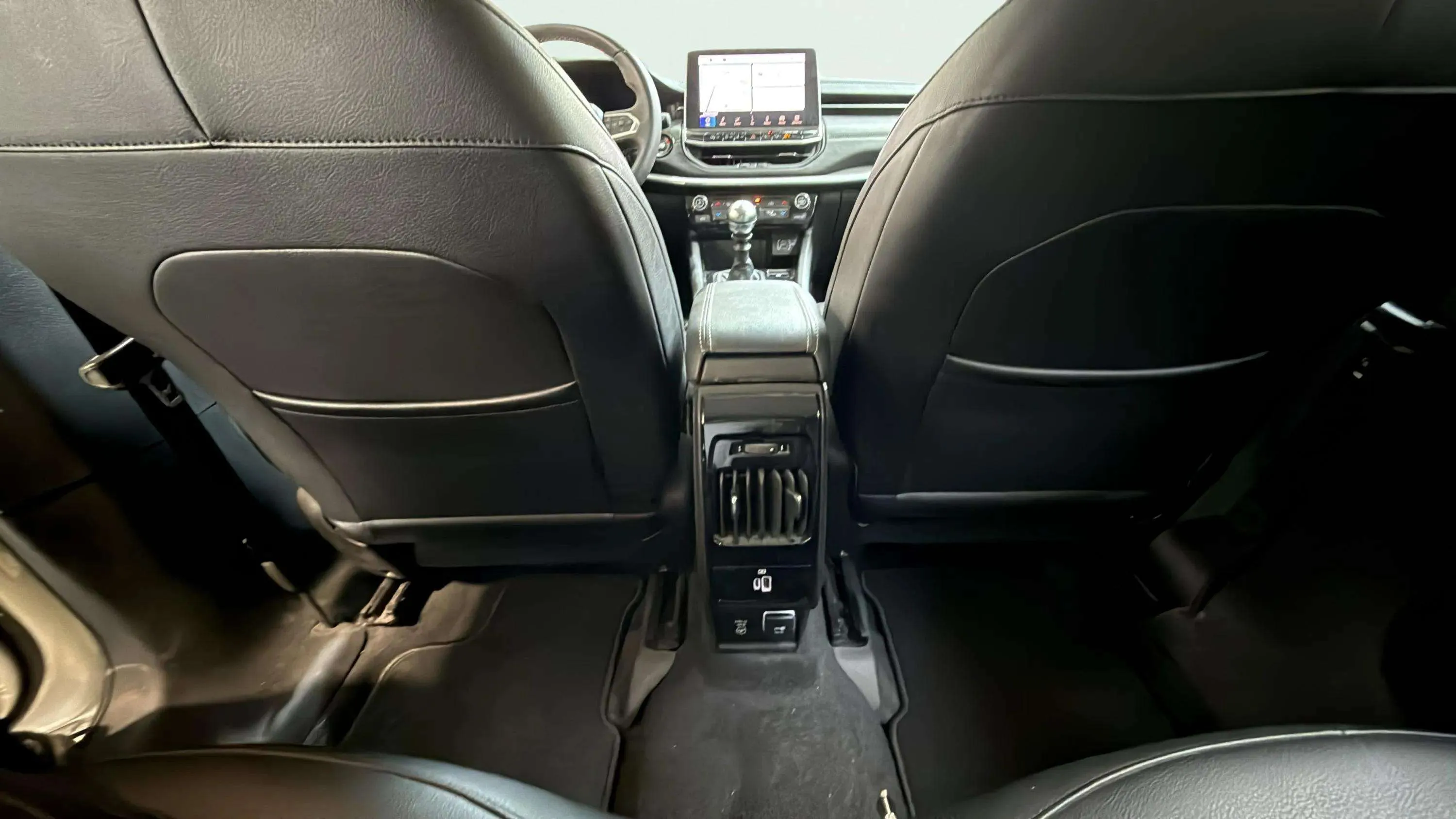 Jeep Compass 1.6 Mjet Limited FWD - foto 12