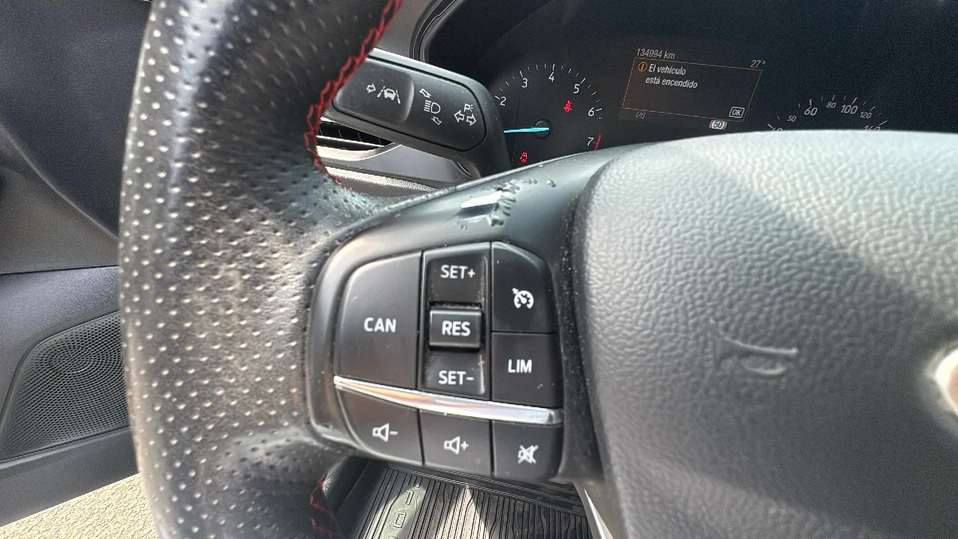 Ford Focus 1.0 EcoBoost ST-Line - foto 17