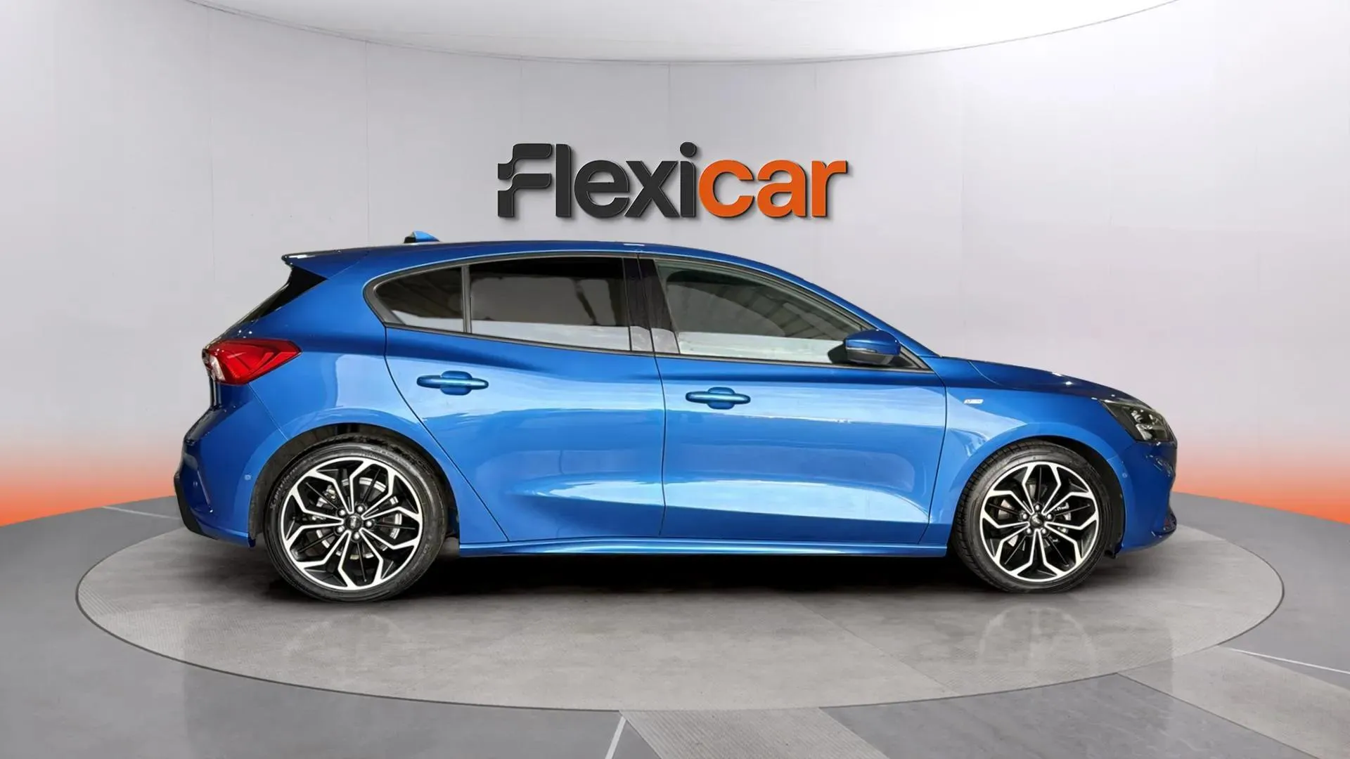 Ford Focus 1.5 EcoBlue Titanium - foto 3