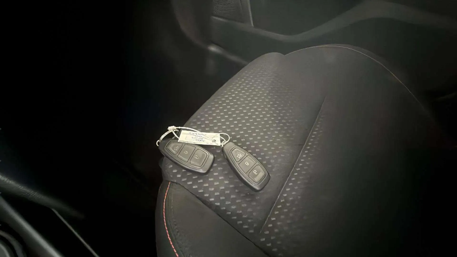 Ford Focus 1.5 EcoBlue Titanium - foto 15