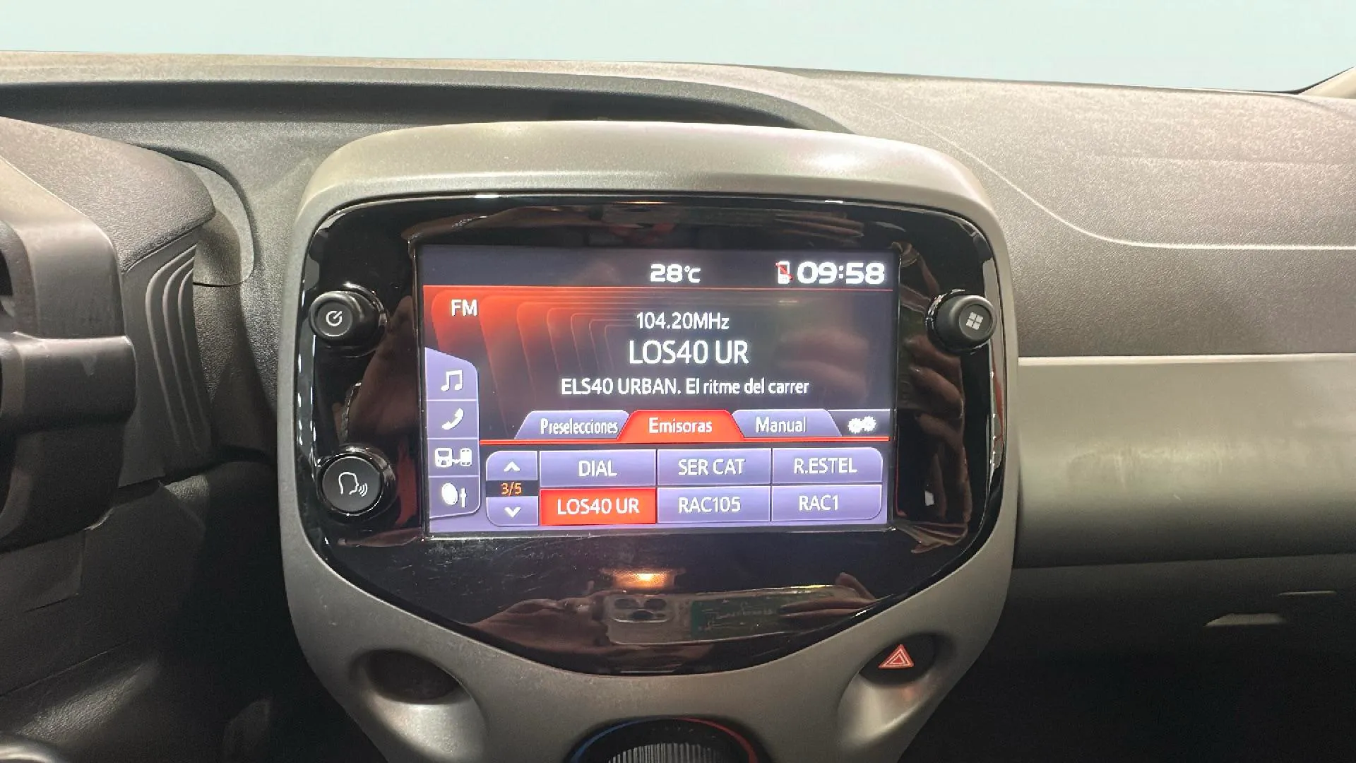 Toyota Aygo 1.0 70 x-play - foto 16