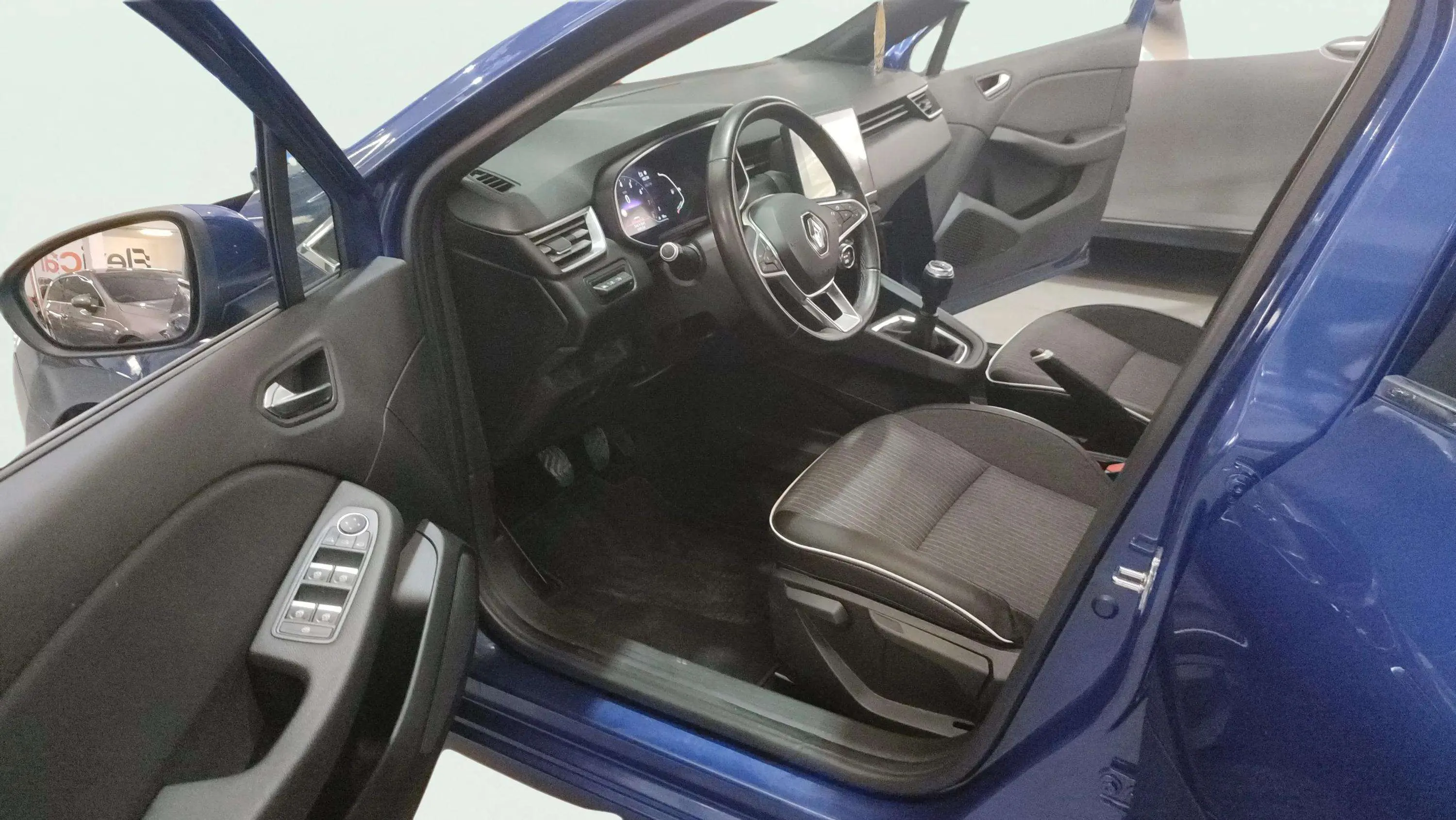 Renault Clio Intens TCe - foto 12