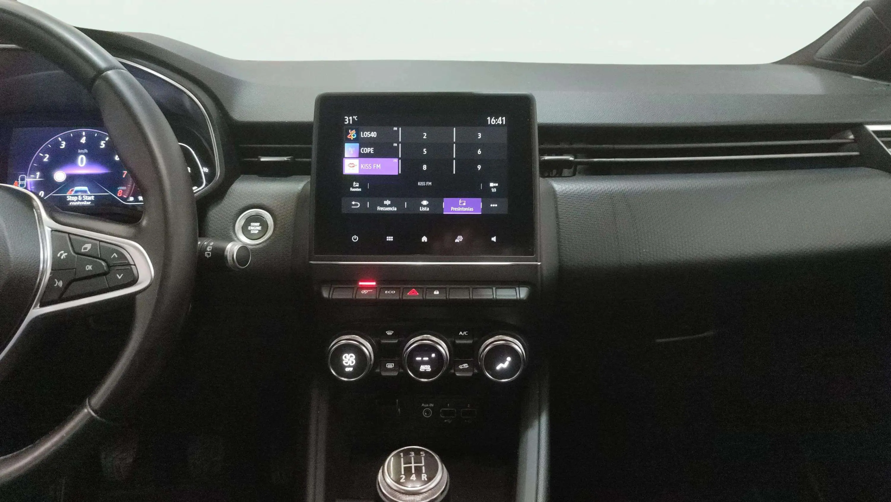 Renault Clio Intens TCe - foto 8