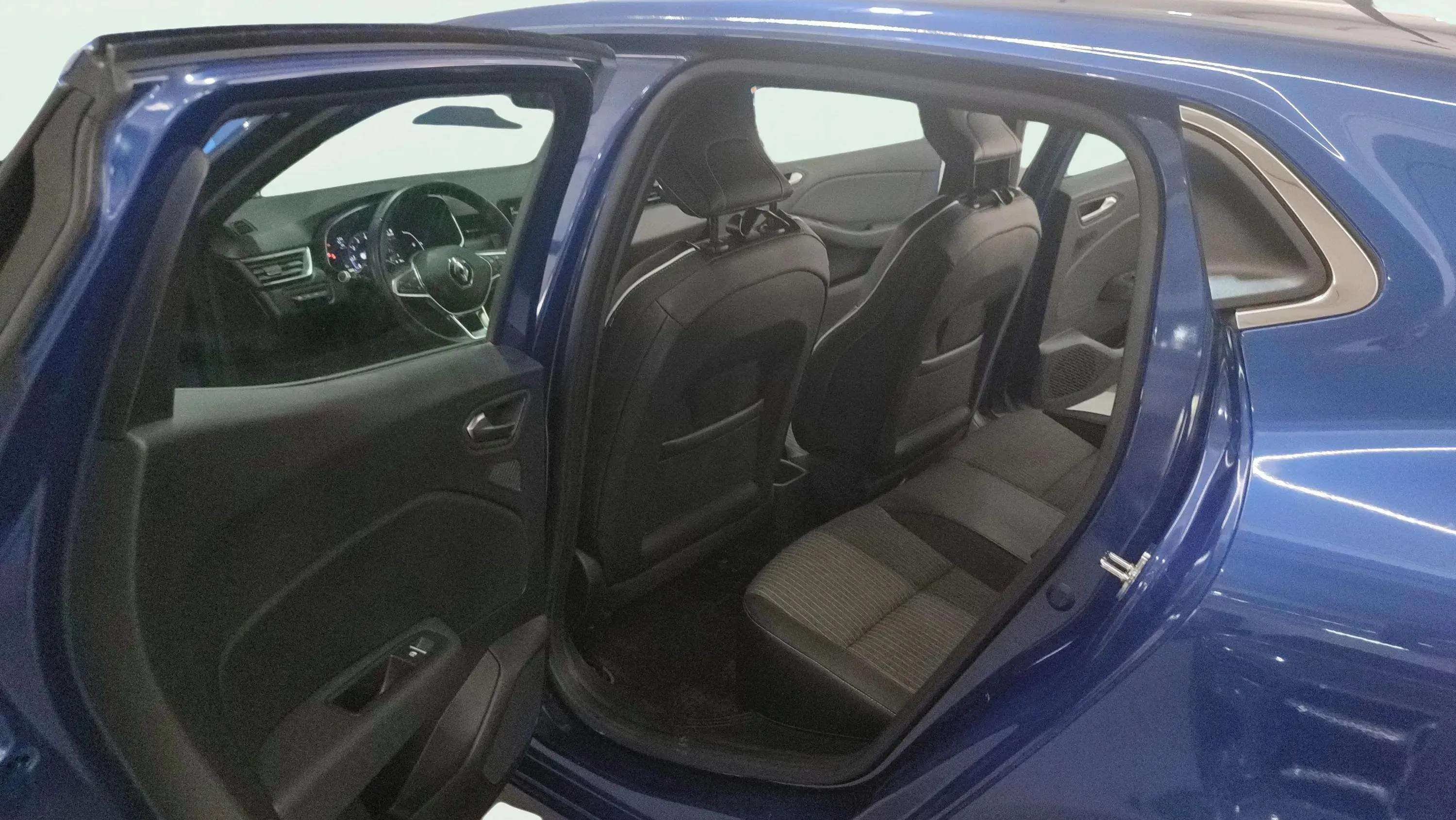 Renault Clio Intens TCe - foto 11