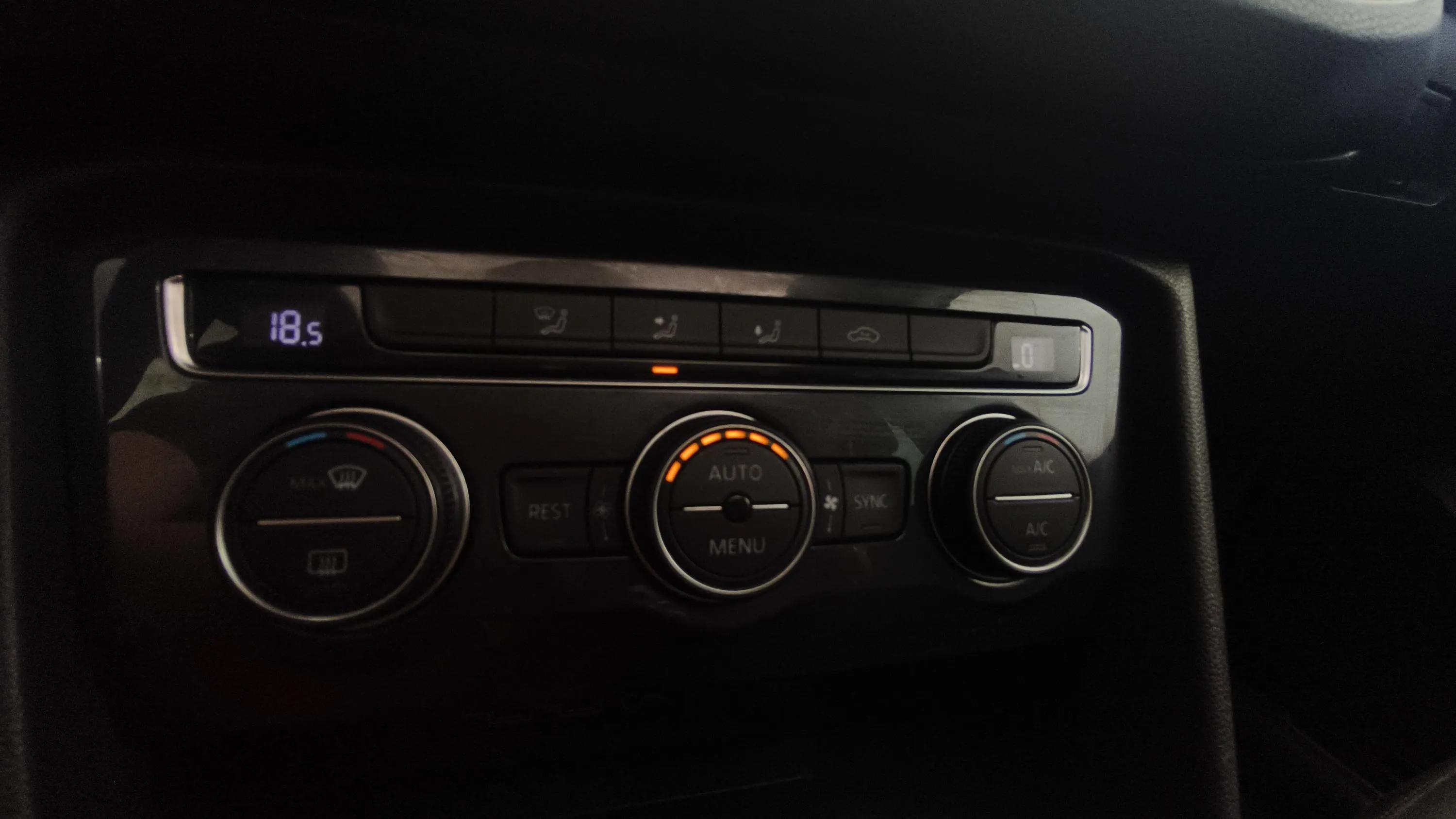 Volkswagen Tiguan Sport 2.0 TDI DSG - foto 22