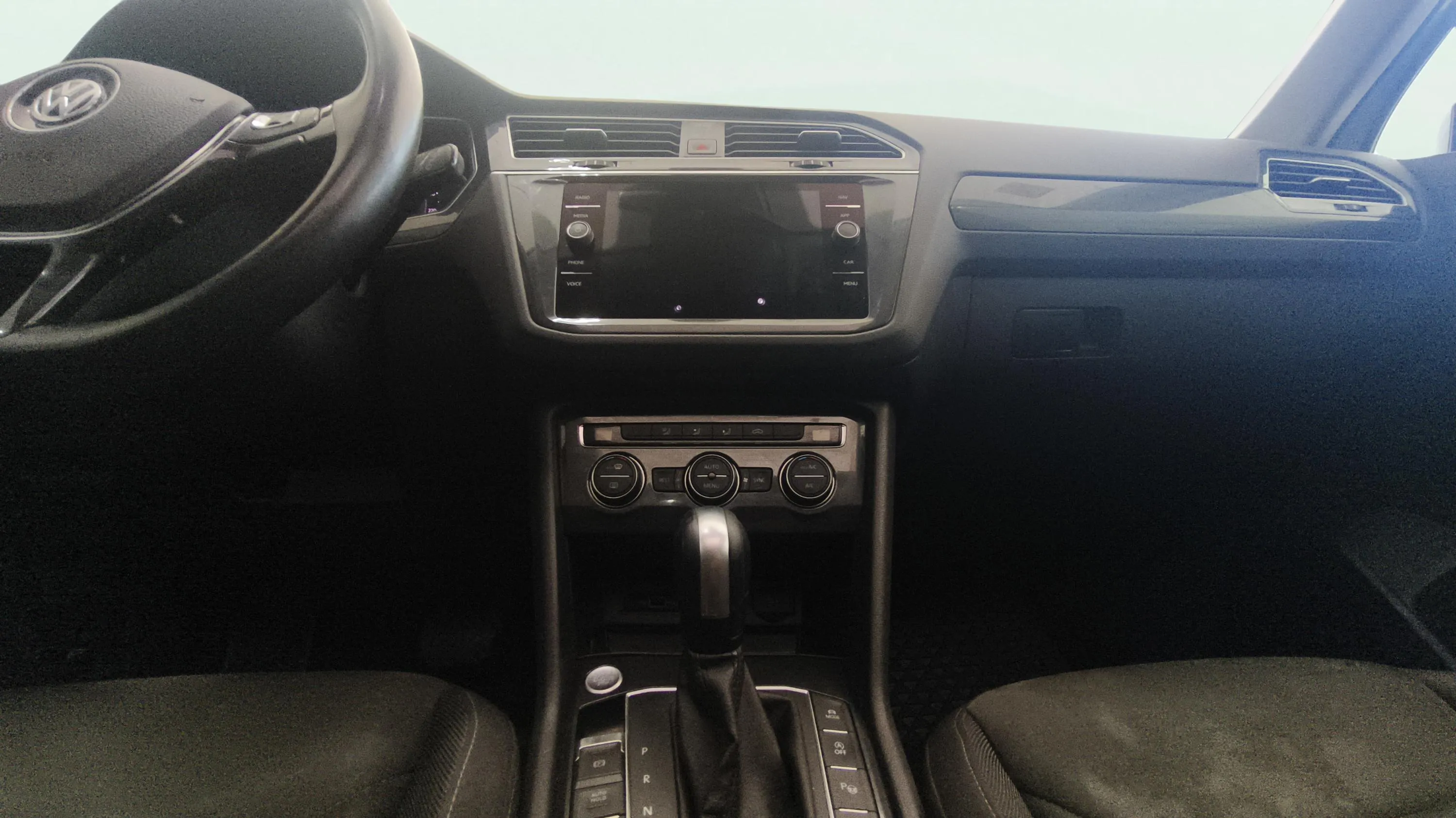 Volkswagen Tiguan Sport 2.0 TDI DSG - foto 12