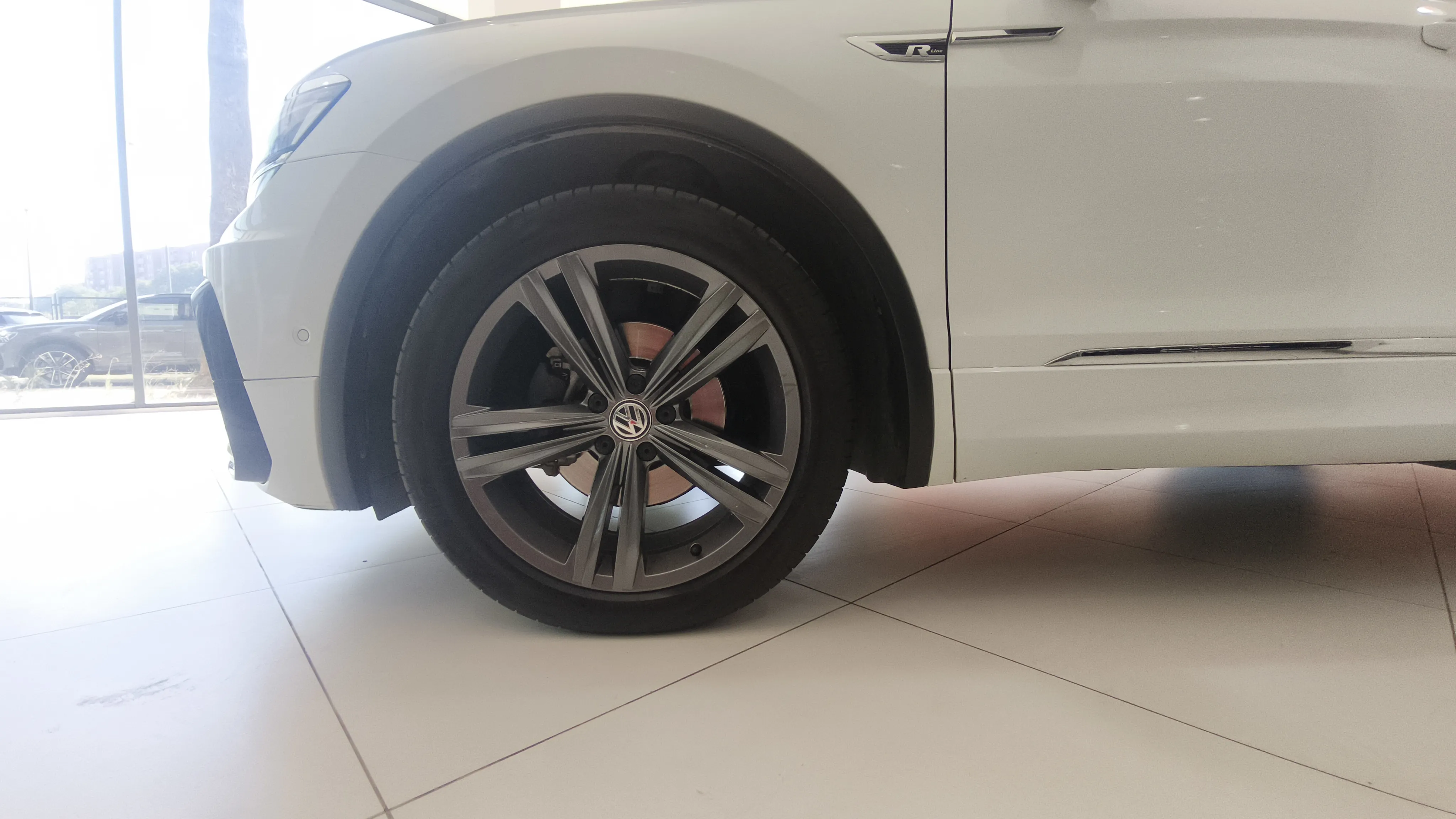 Volkswagen Tiguan Sport 2.0 TDI DSG - foto 6