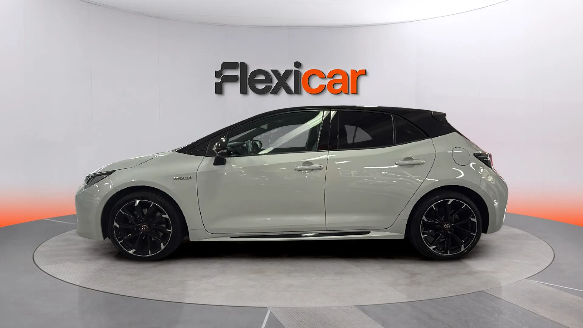 Toyota Corolla 2.0 180H GR-Sport E-CVT - foto 4