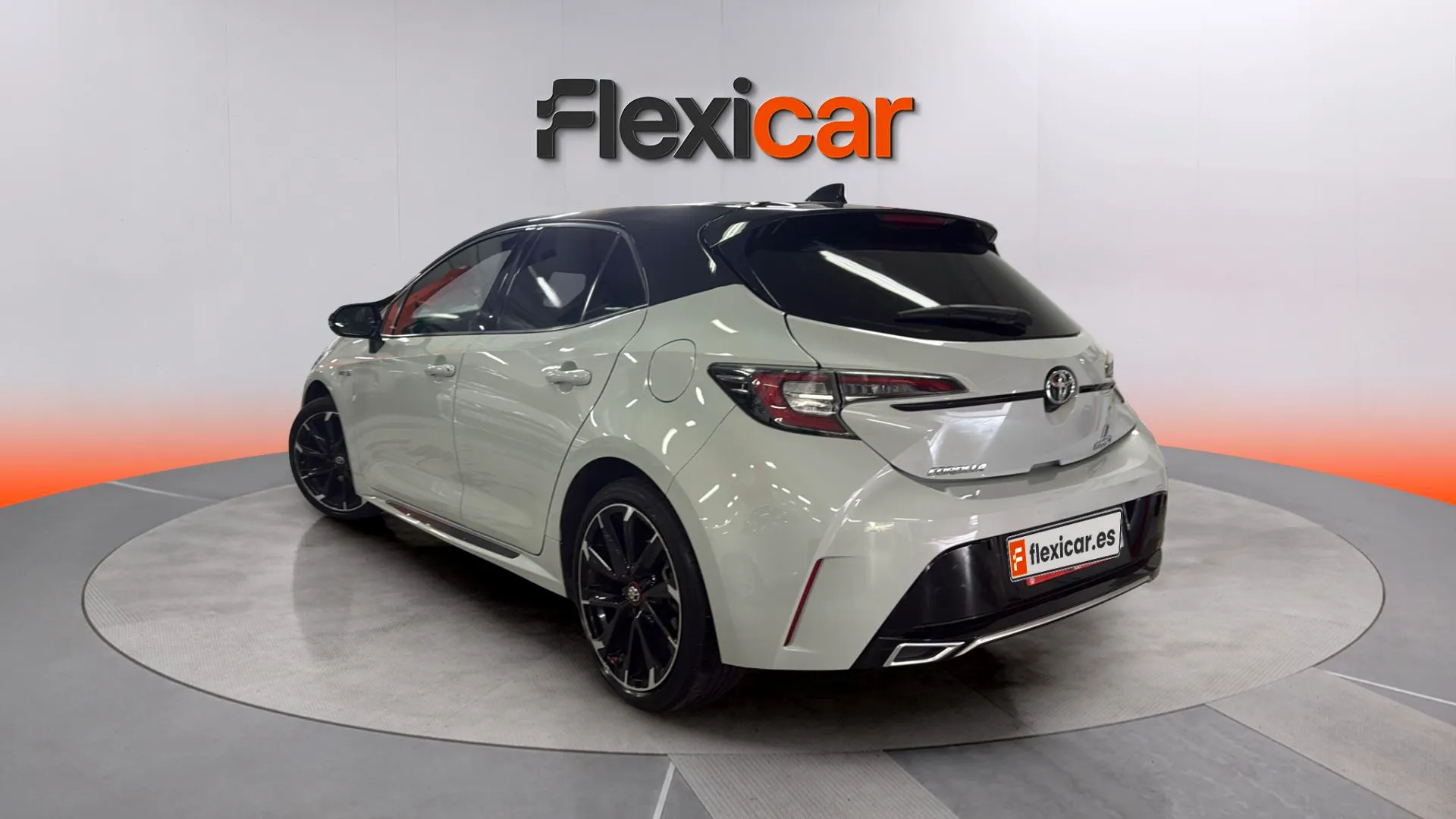 Toyota Corolla 2.0 180H GR-Sport E-CVT - foto 5