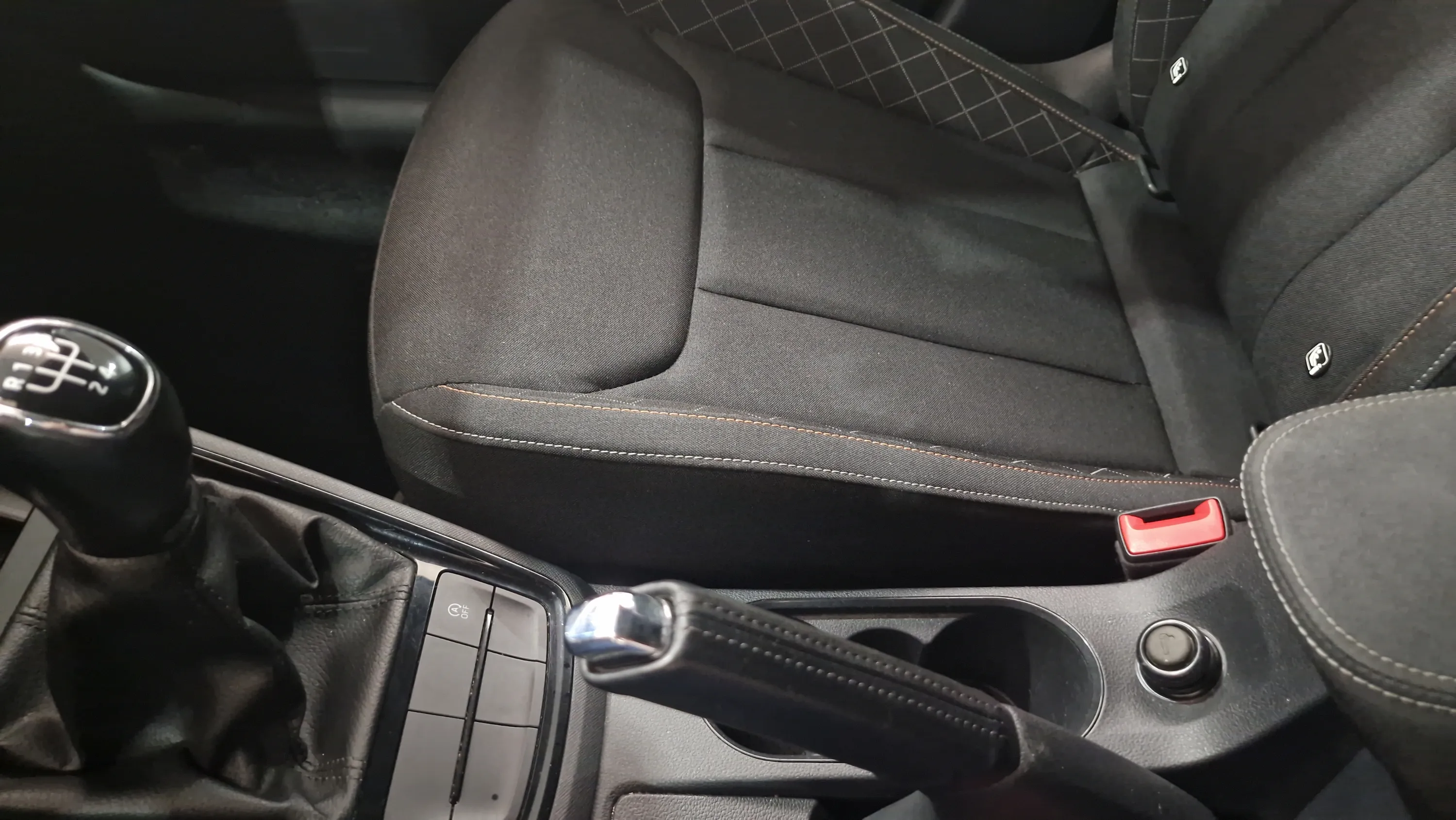 Škoda Scala 1.0 TSI Active - foto 30