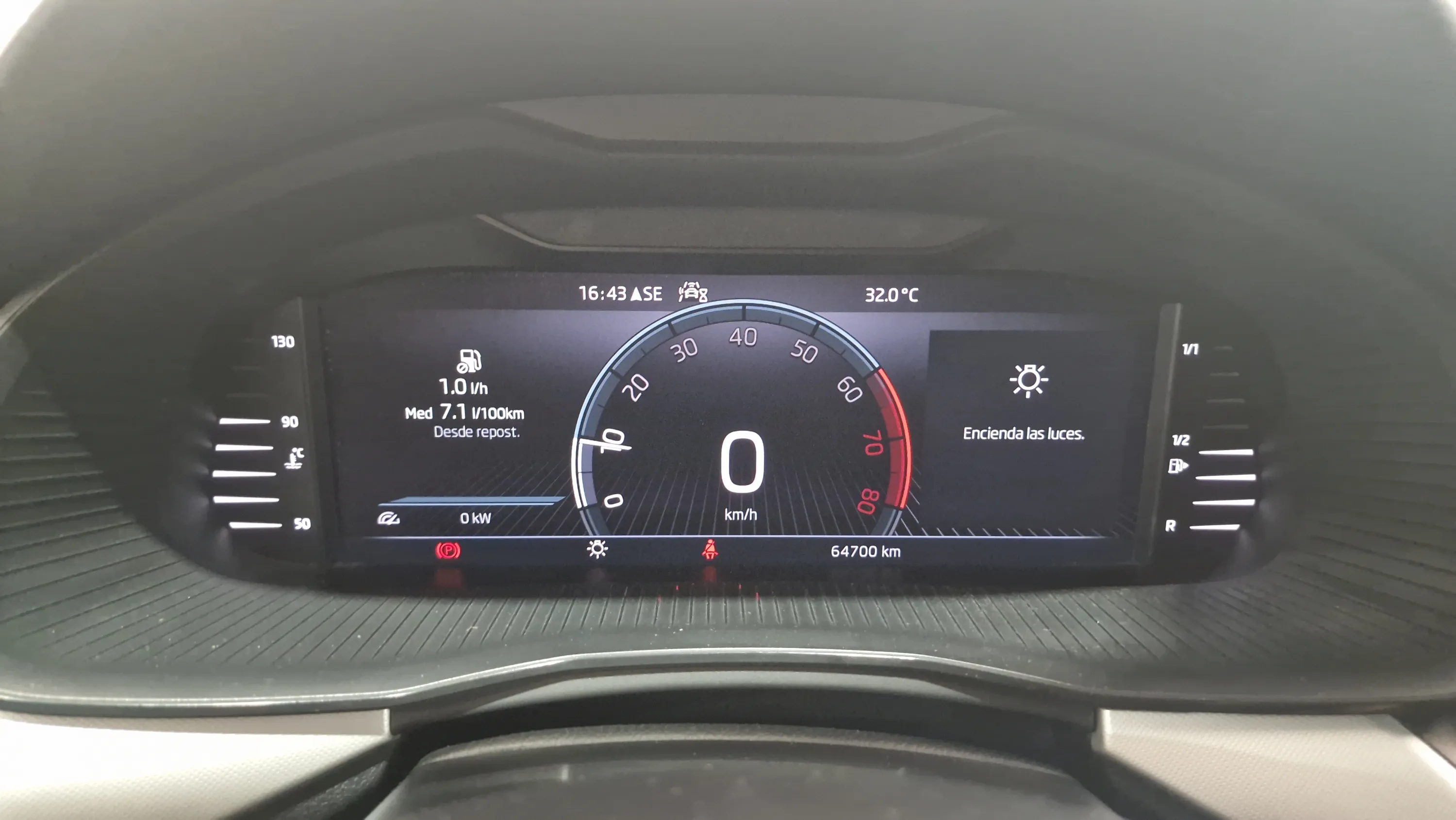 Škoda Scala 1.0 TSI Active - foto 11