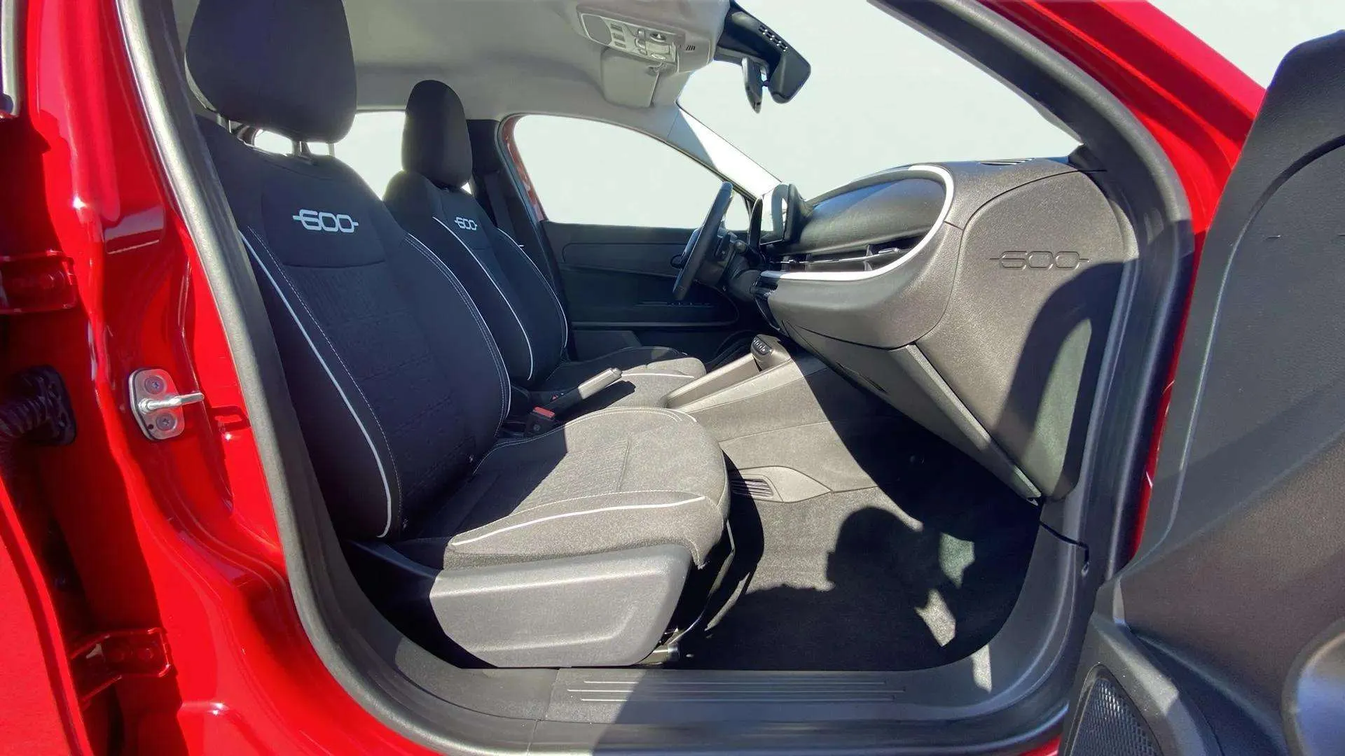 Fiat 600 MHEV 1.2 Ddct - foto 17