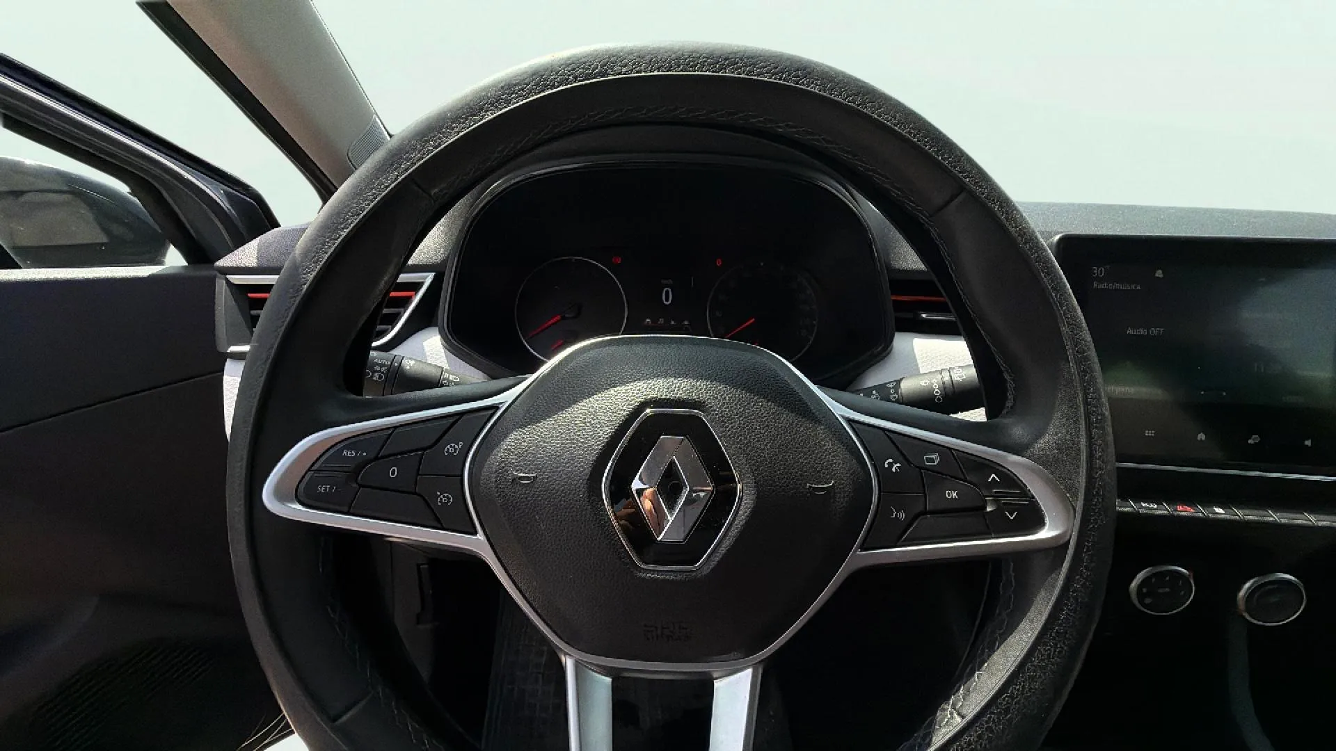 Renault Clio Evolution TCe - foto 7