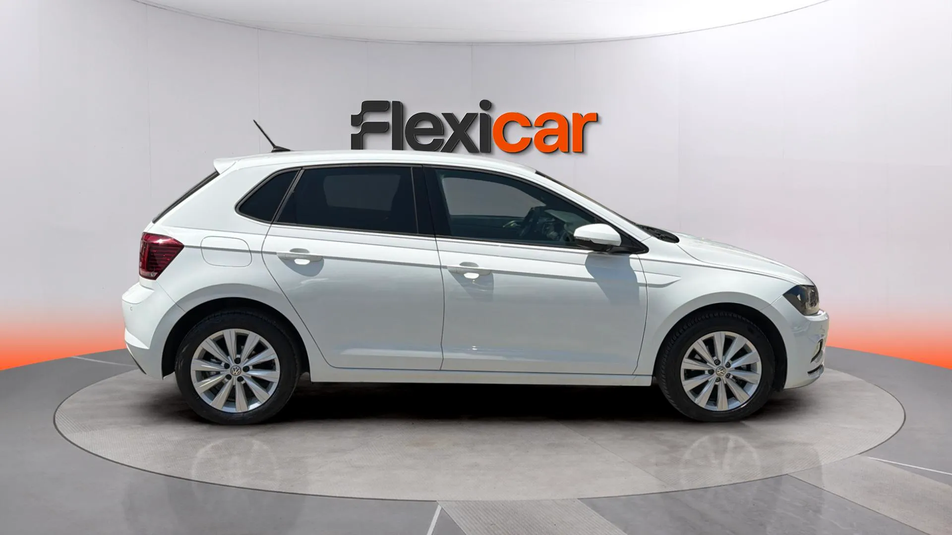 Volkswagen Polo Sport 1.0 TSI - foto 8