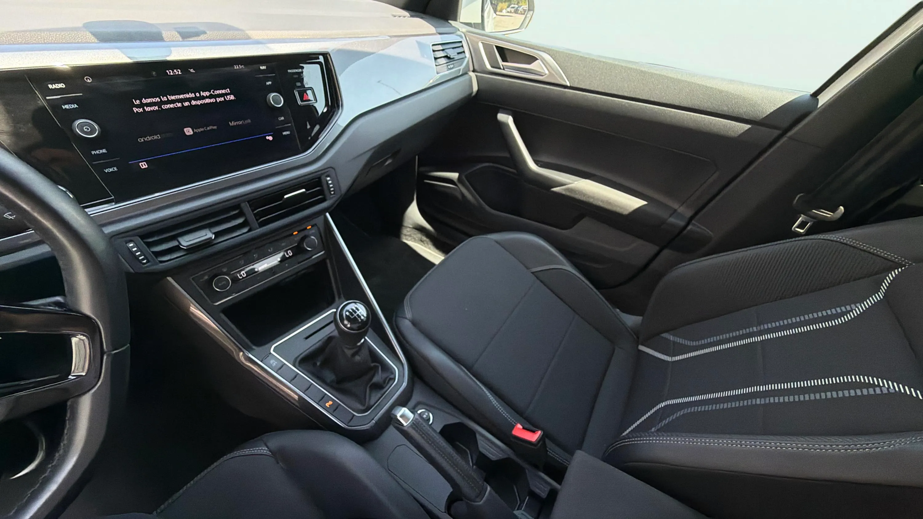 Volkswagen Polo Sport 1.0 TSI - foto 21
