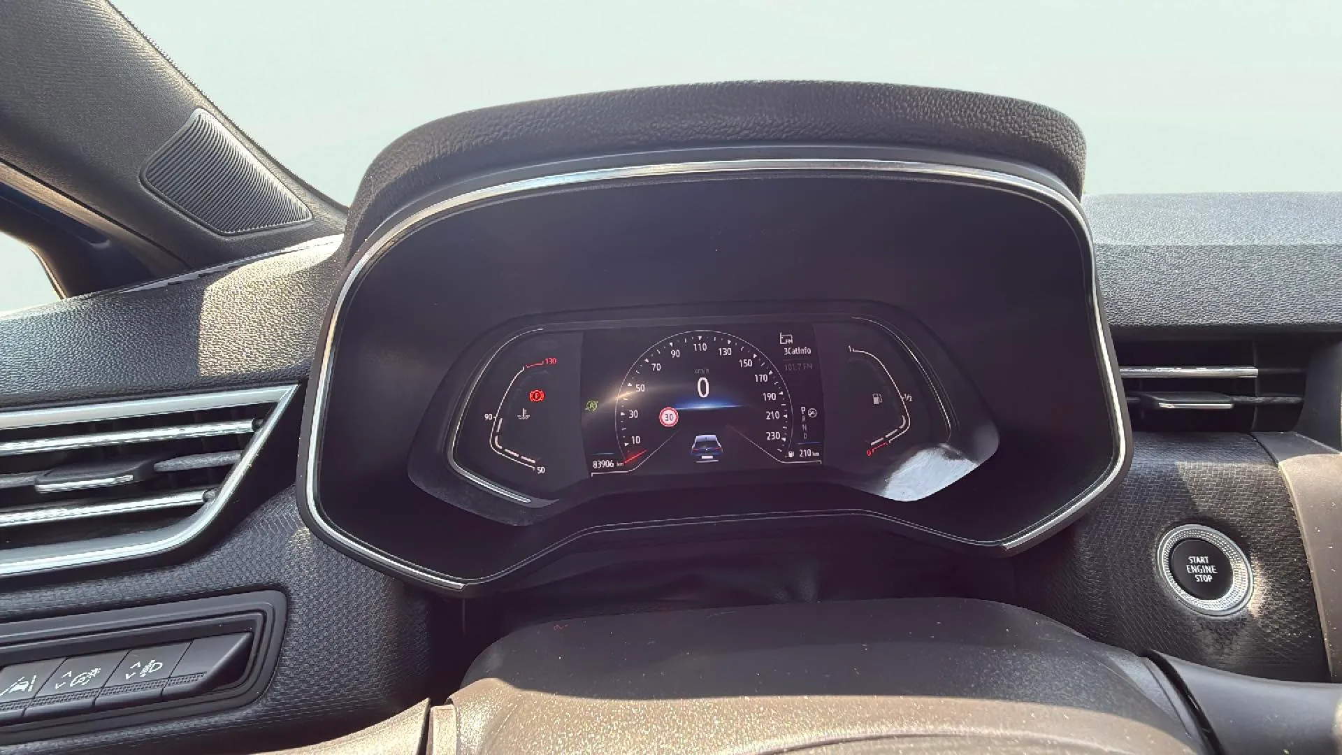 Renault Clio Zen TCe GPF EDC - foto 11