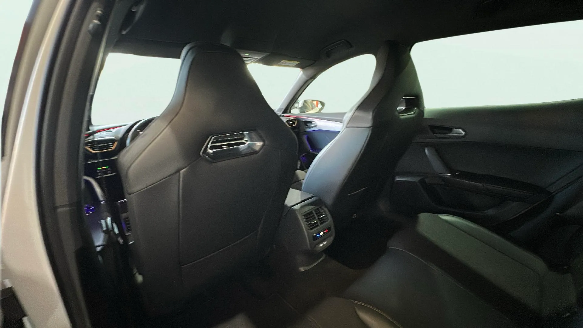 Cupra Formentor 1.4 e-Hybrid VZ DSG - foto 20