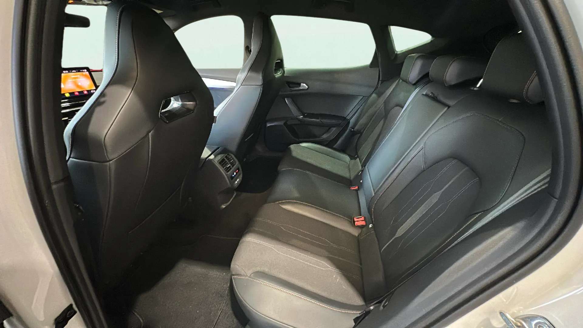 Cupra Formentor 1.4 e-Hybrid VZ DSG - foto 18