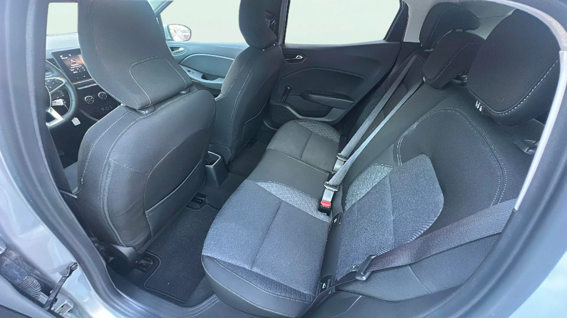 Renault Clio Business SCe - foto 18