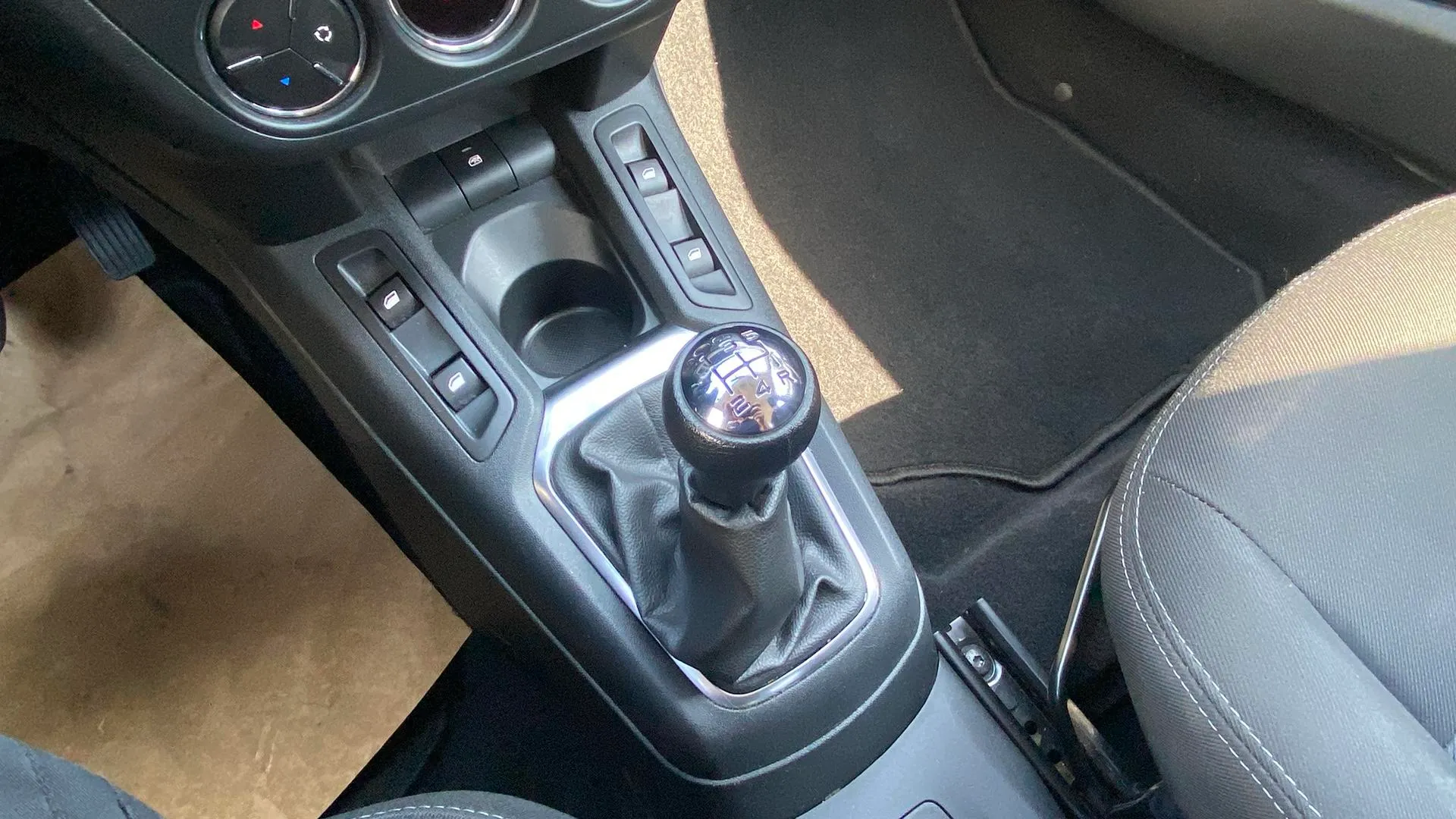 Citroën C-Elysée PureTech Feel - foto 16