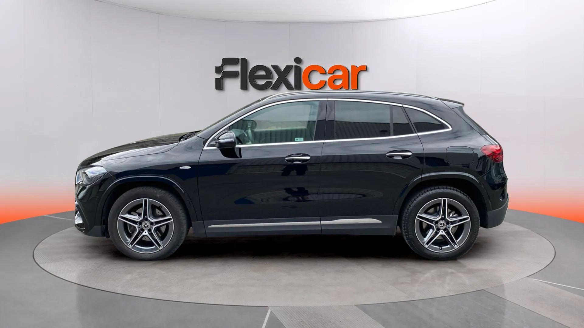 Mercedes-Benz GLA 250 e con tecnología híbrida EQ - foto 4