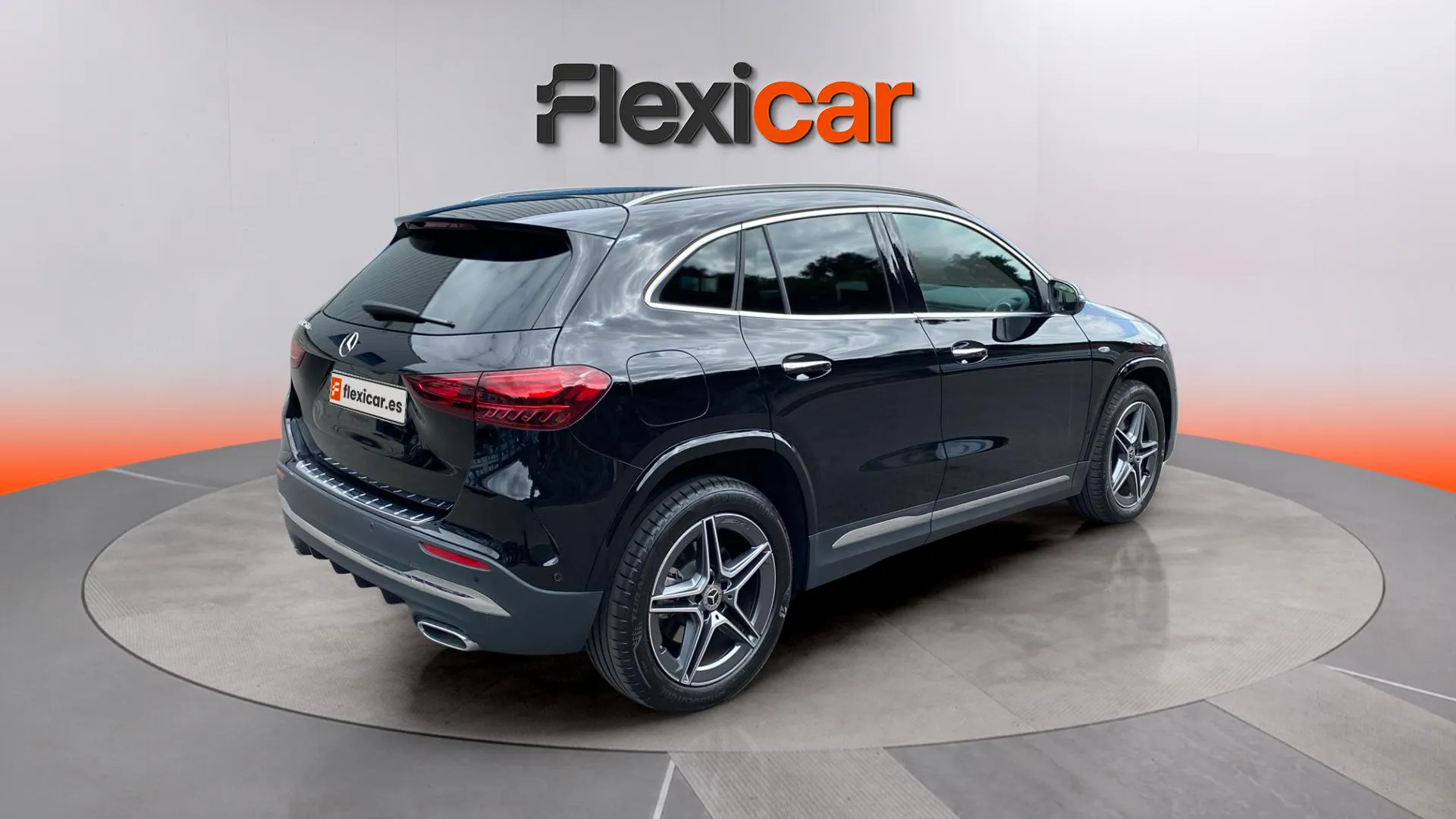 Mercedes-Benz GLA 250 e con tecnología híbrida EQ - foto 8