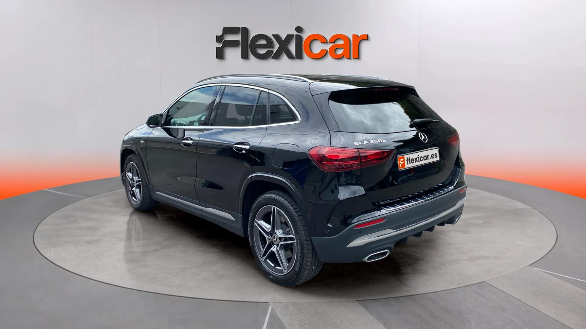 Mercedes-Benz GLA 250 e con tecnología híbrida EQ - foto 6