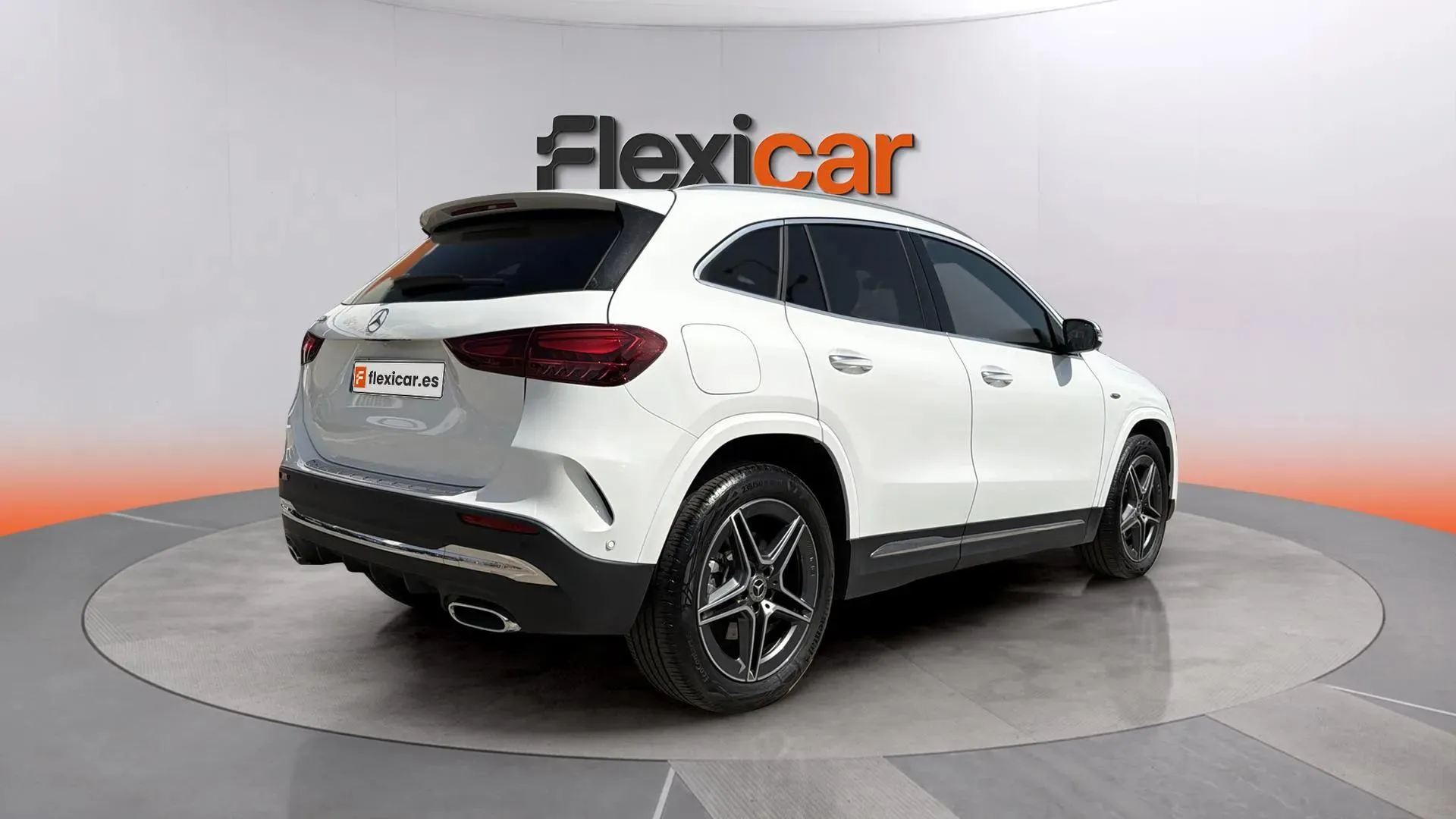 Mercedes-Benz GLA 250 e con tecnología híbrida EQ - foto 7