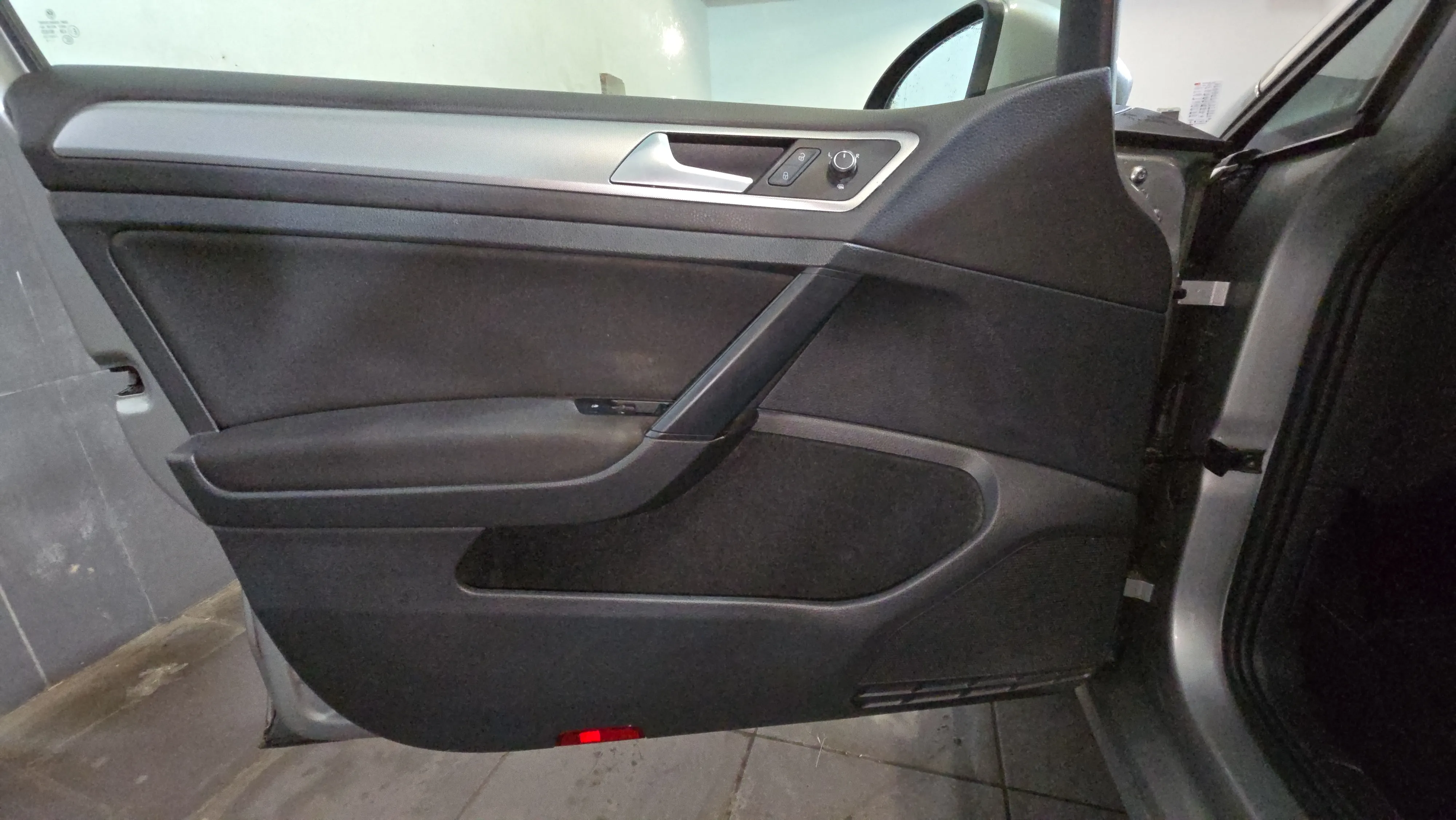 Volkswagen Golf Advance 1.6 TDI - foto 16