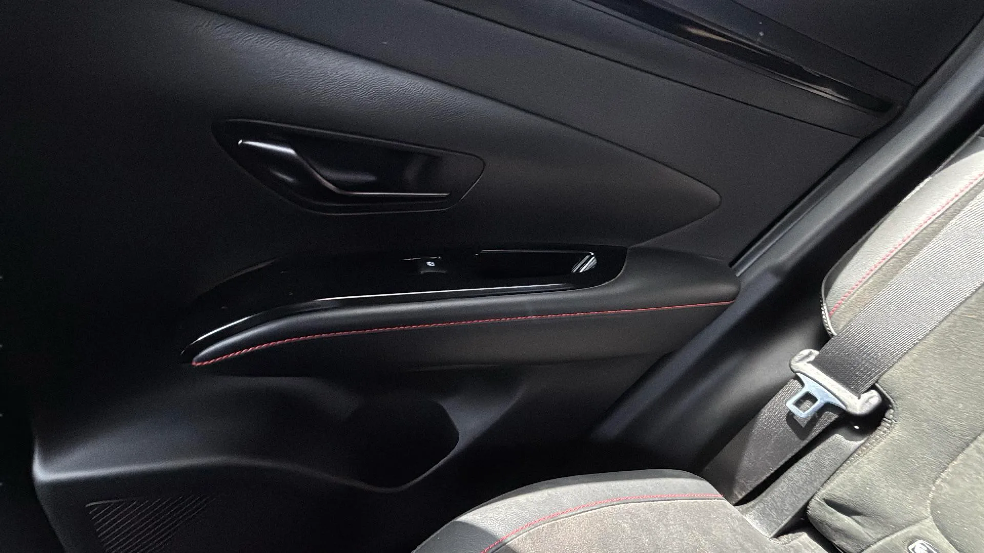 Hyundai Tucson 1.6 T-GDi N Line 30 Anivers - foto 21