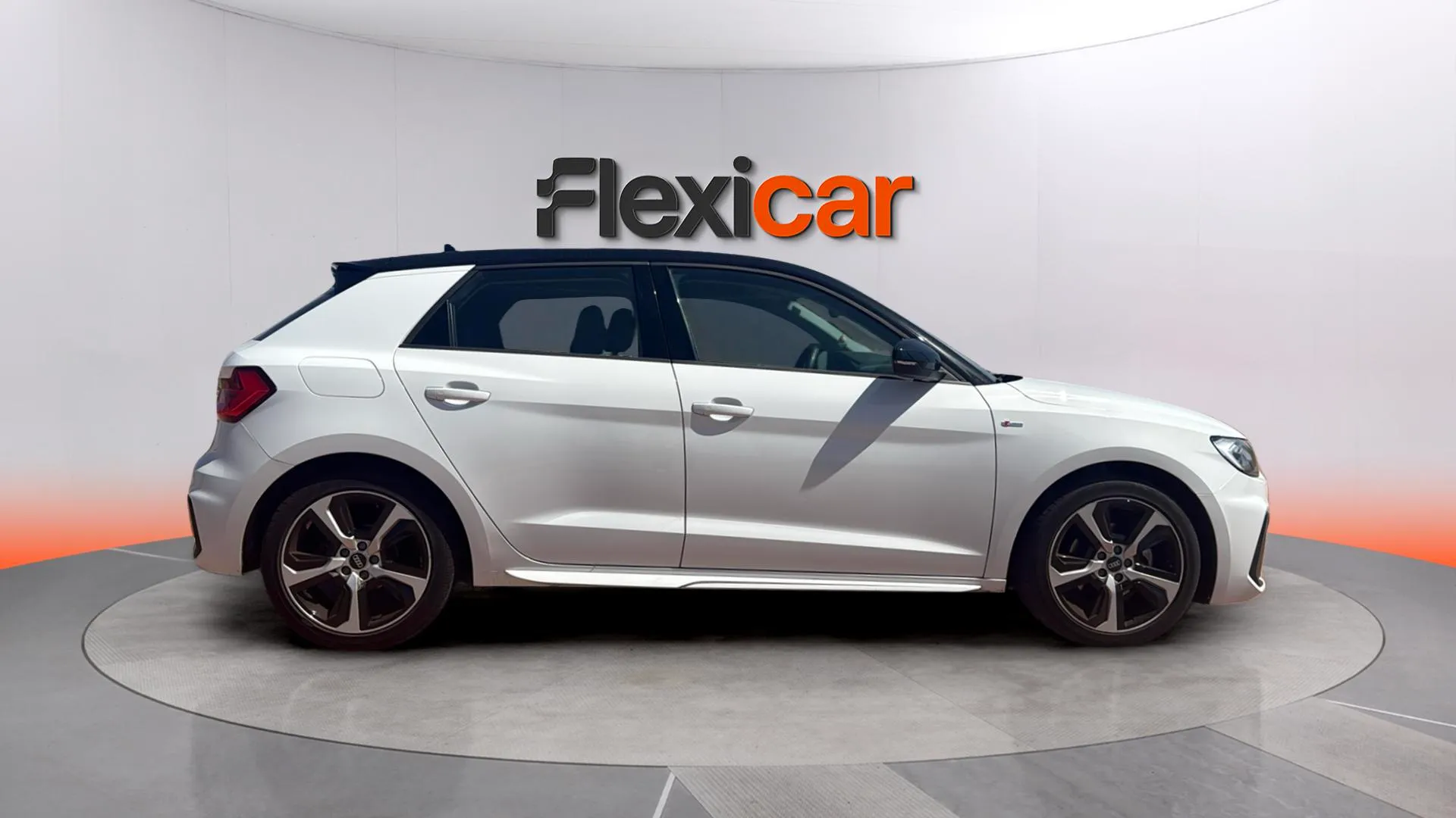 Audi A1 Sportback Advanced 30 TFSI - foto 8