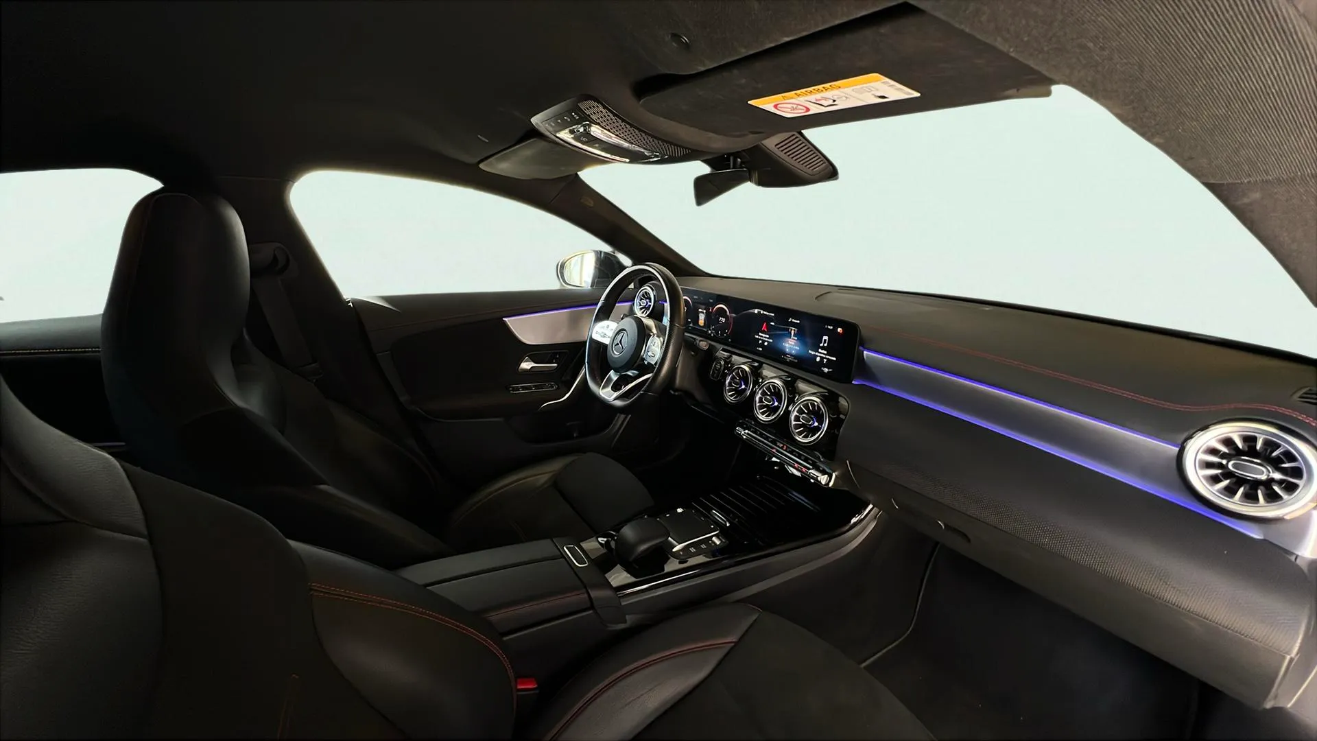 Mercedes-Benz CLA 200 D DCT - foto 10
